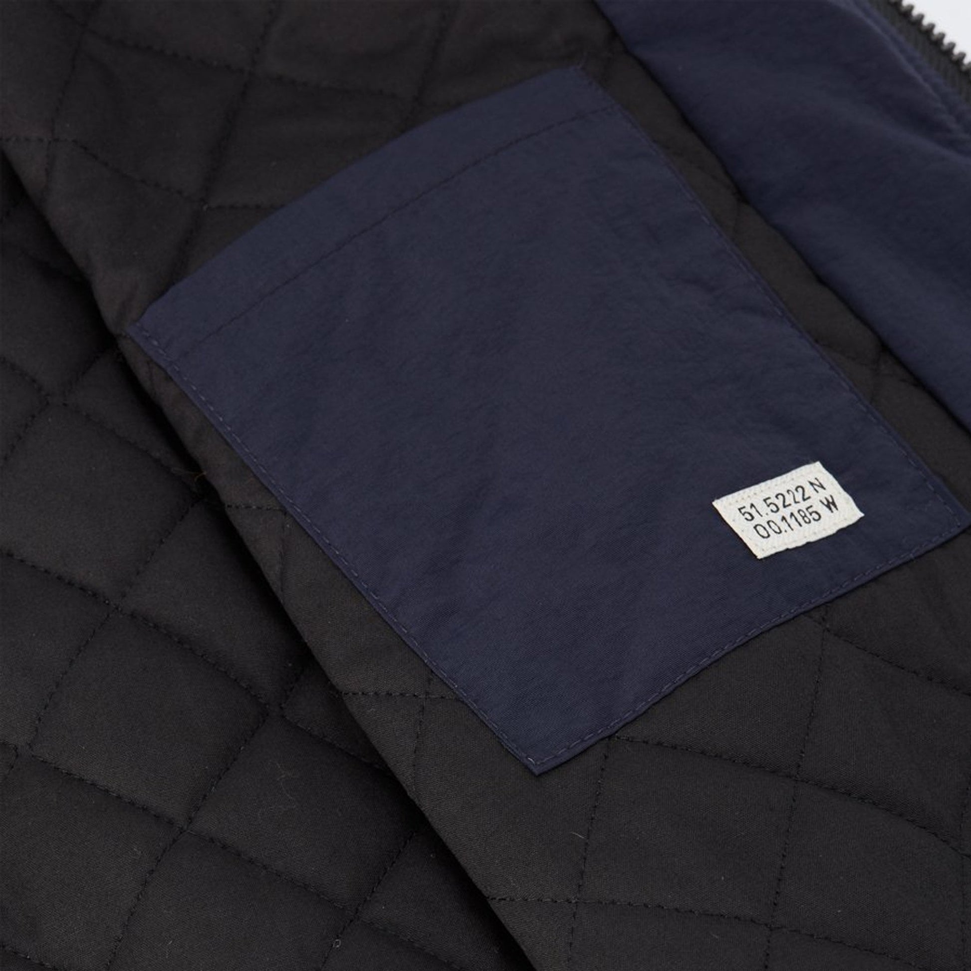 Oliver Hunston - Water-Repellent Gilet - Navy