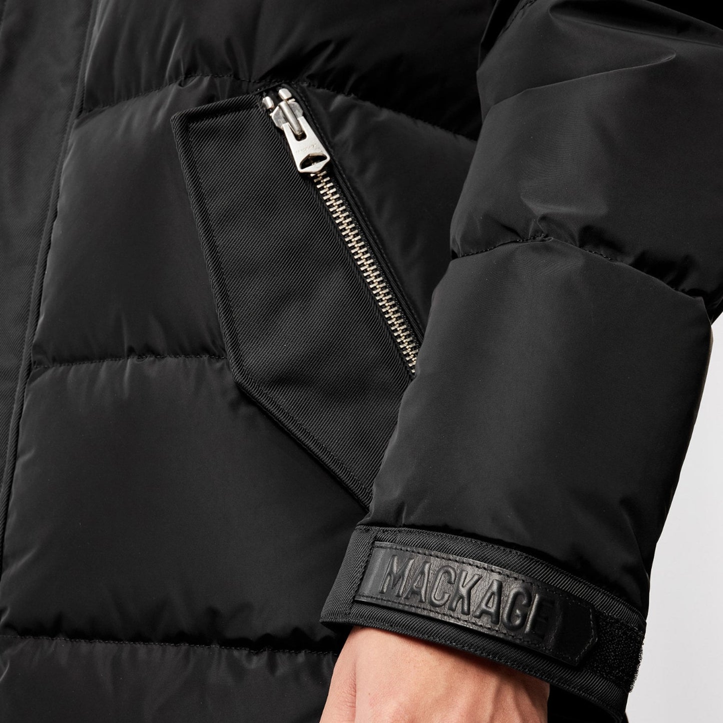 - Reynold - Hooded Shearling Coat - Black