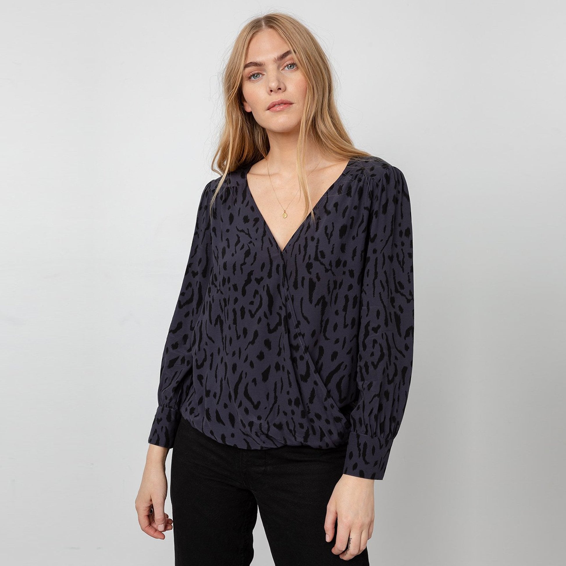 Rails Hillary - Cheetah Print Top - Charcoal Grey
