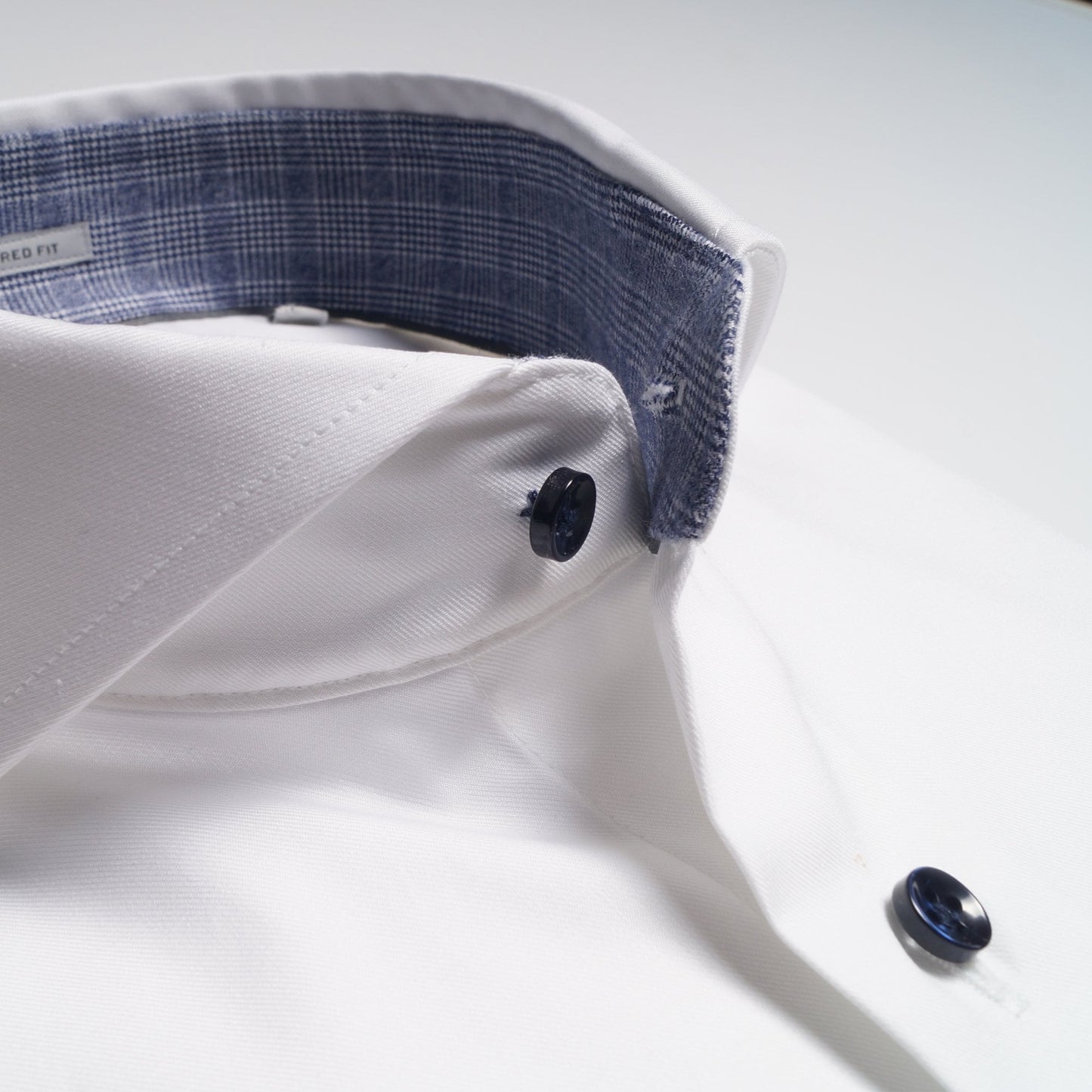 - Checked Trim Insert Shirt - White