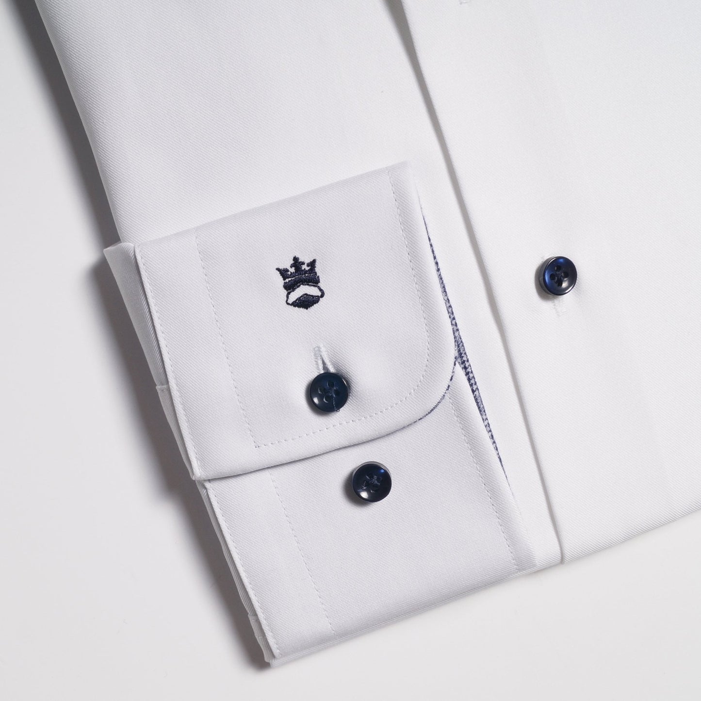 - Checked Trim Insert Shirt - White