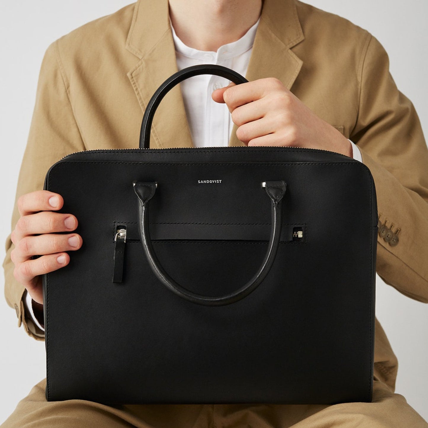 Lesli - Dual Zip Leather Bag - Black