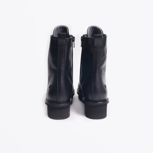 Kuni - Leather Lace-up Boot - Black