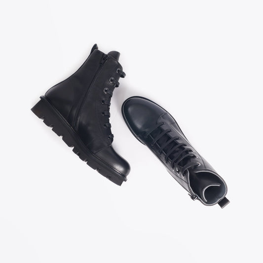 Kuni - Leather Lace-up Boot - Black