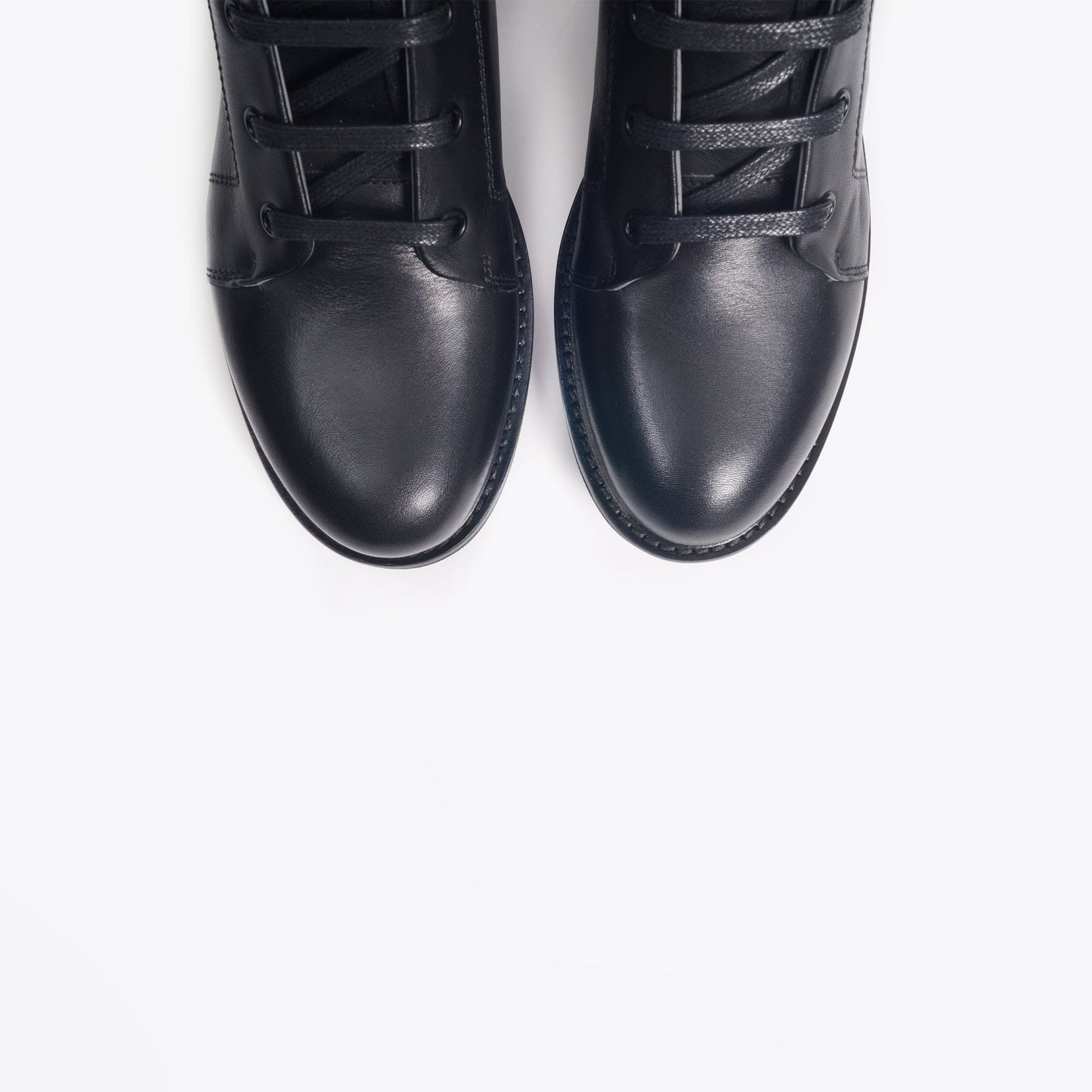 Kuni - Leather Lace-up Boot - Black