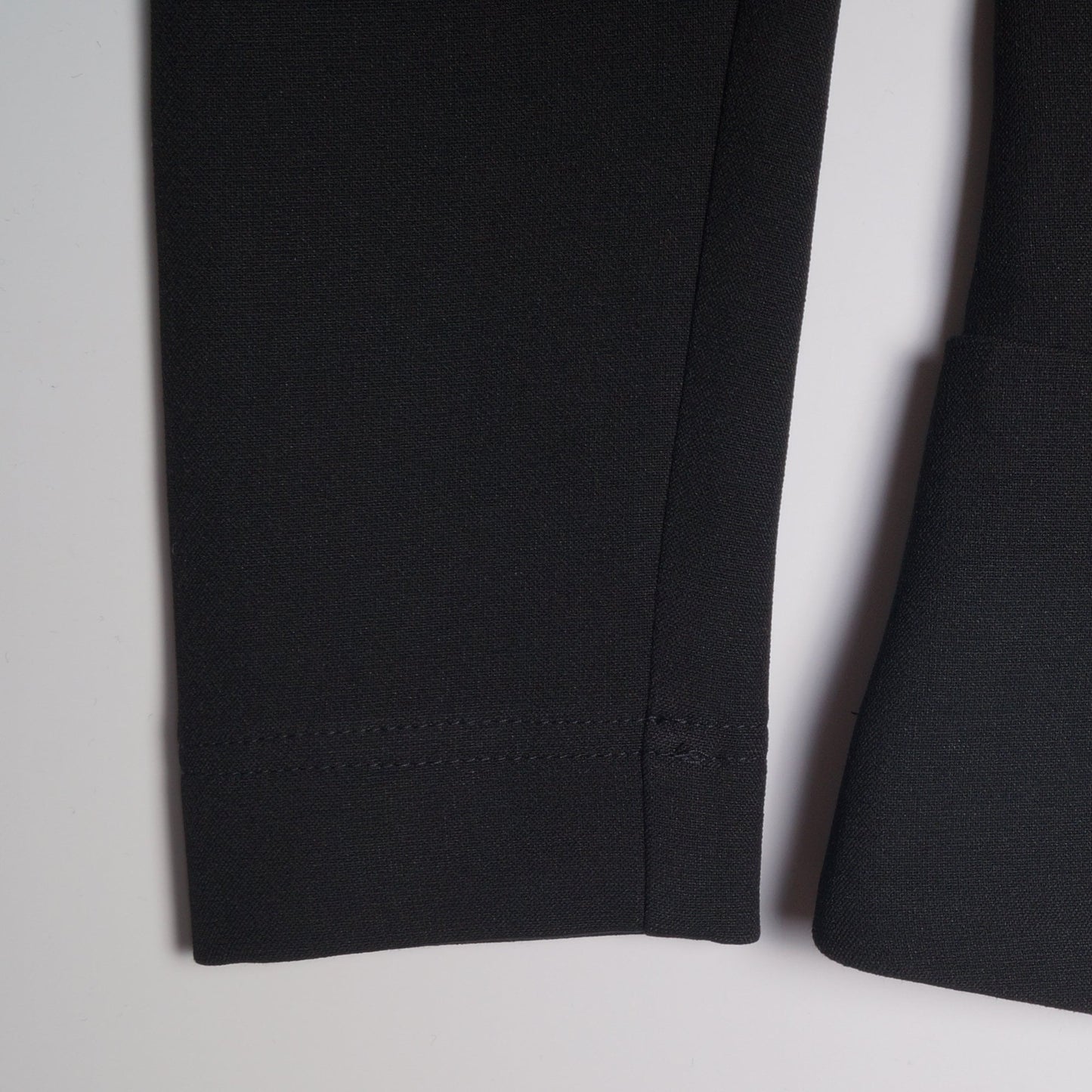 - Boxy Zipped Jacket - Black