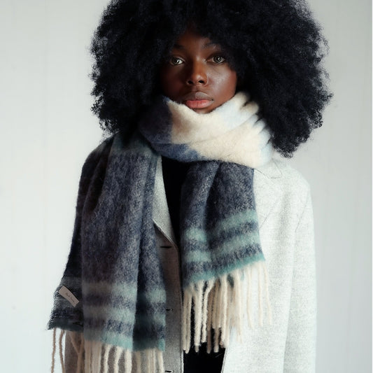 - Alpaca-Blend Stripe Scarf - Navy/Blue