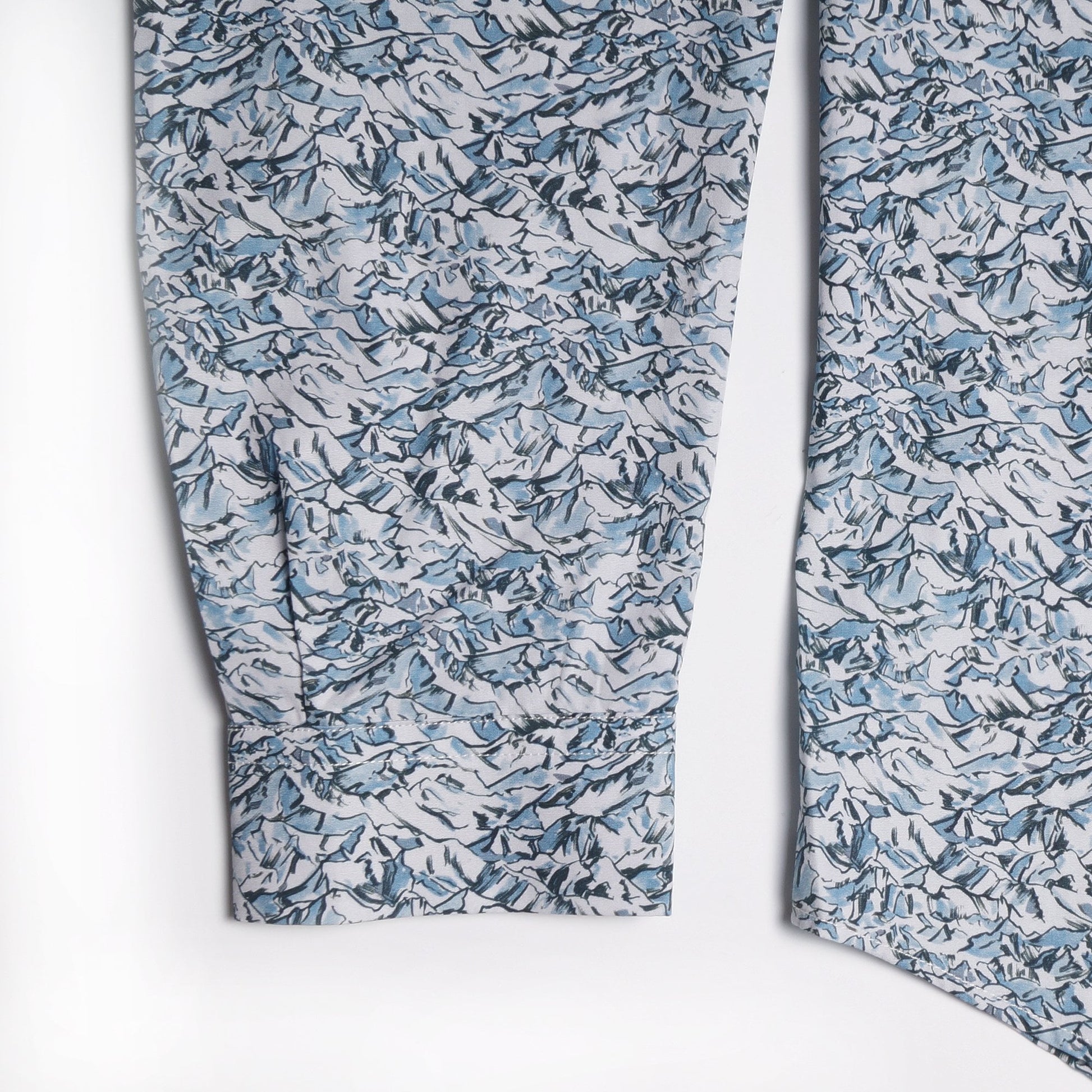 Paul Mountain Peaks Print Shirt - Light Blue