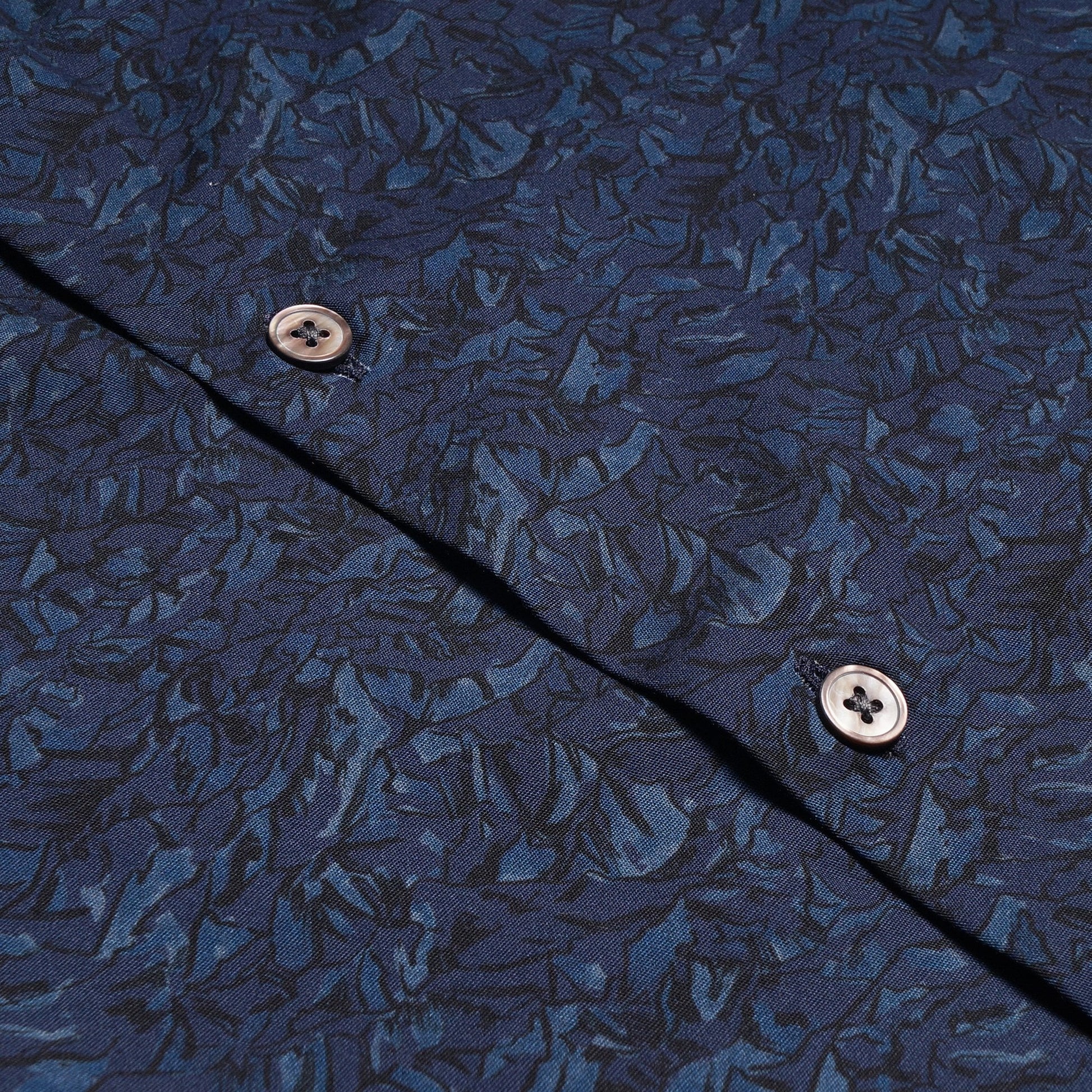 Paul Mountain Peaks Print Shirt - Navy Blue
