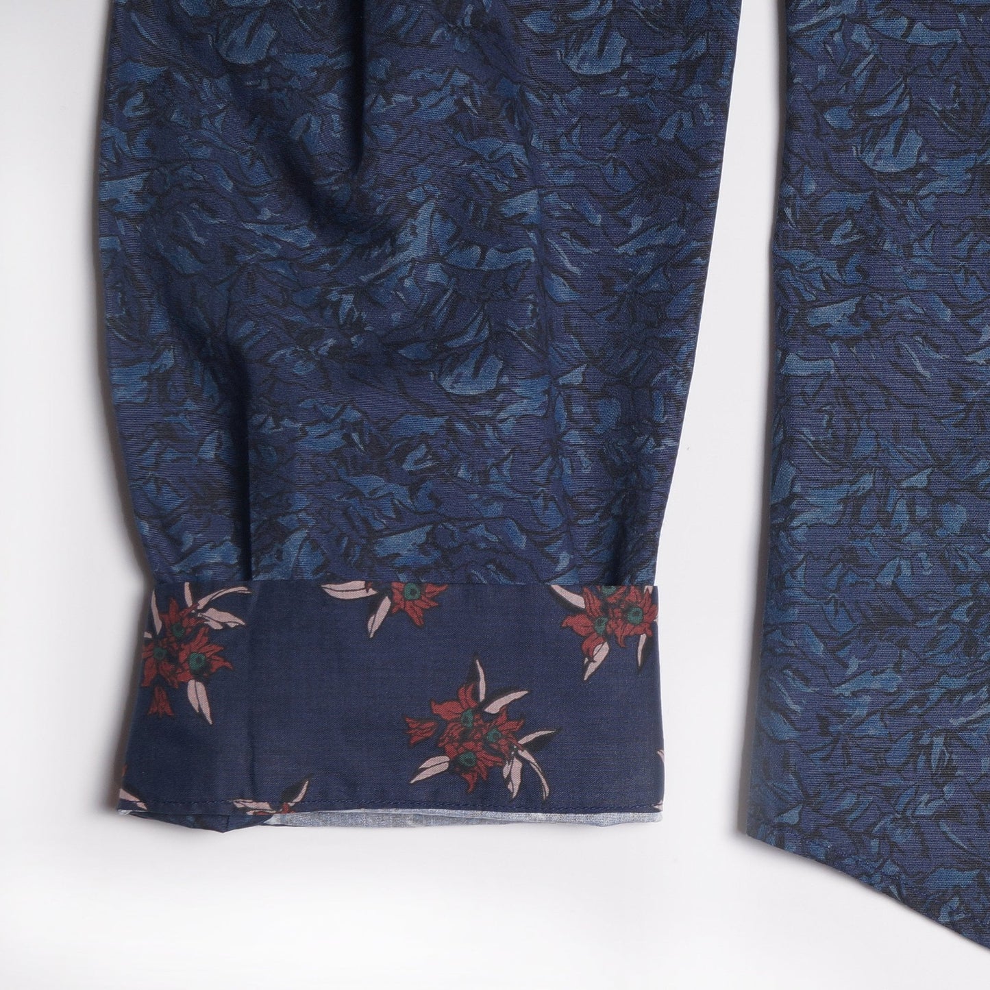 Mountain Peaks Print Shirt - Navy Blue