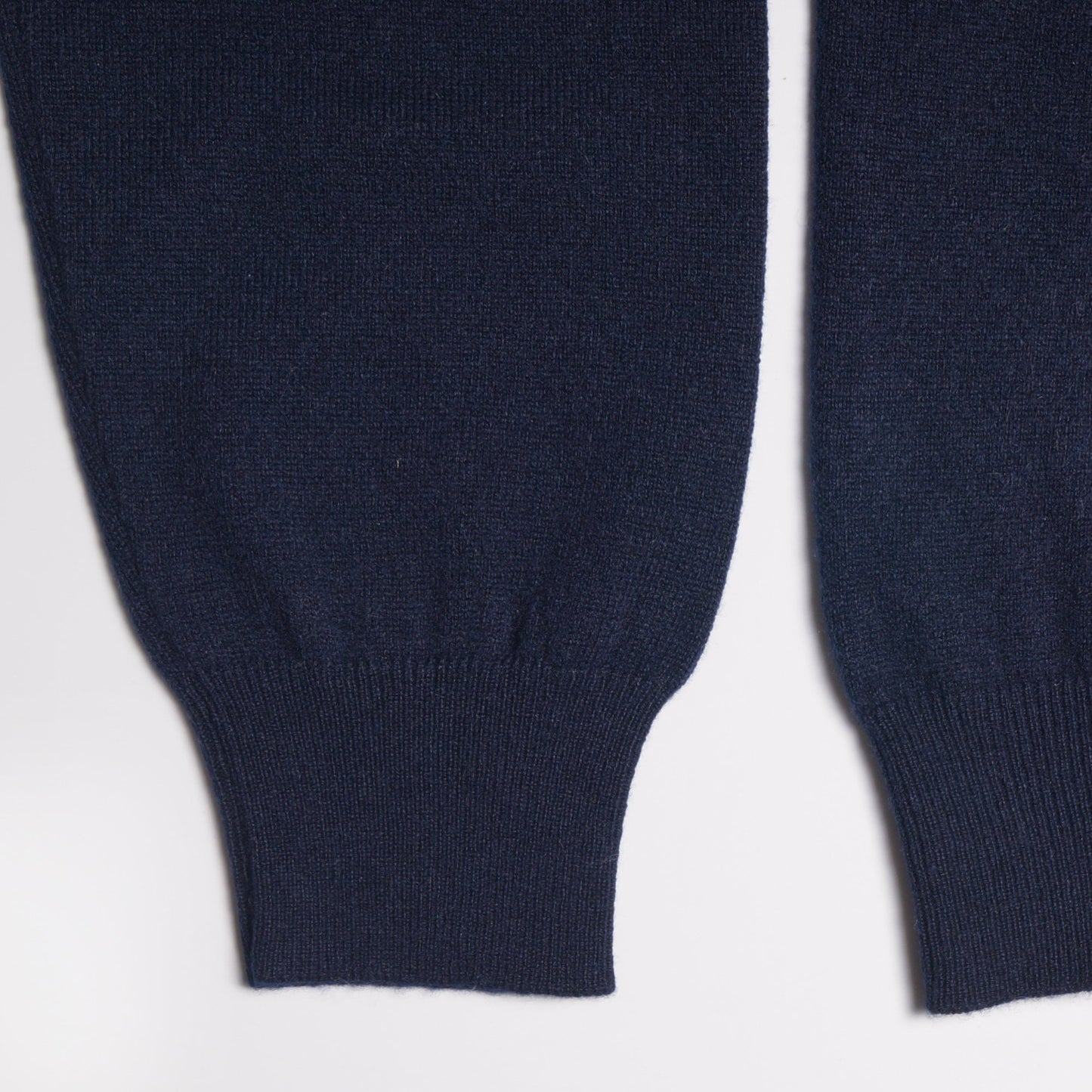 - Cashmere Crew Neck Knit Sweater - Navy