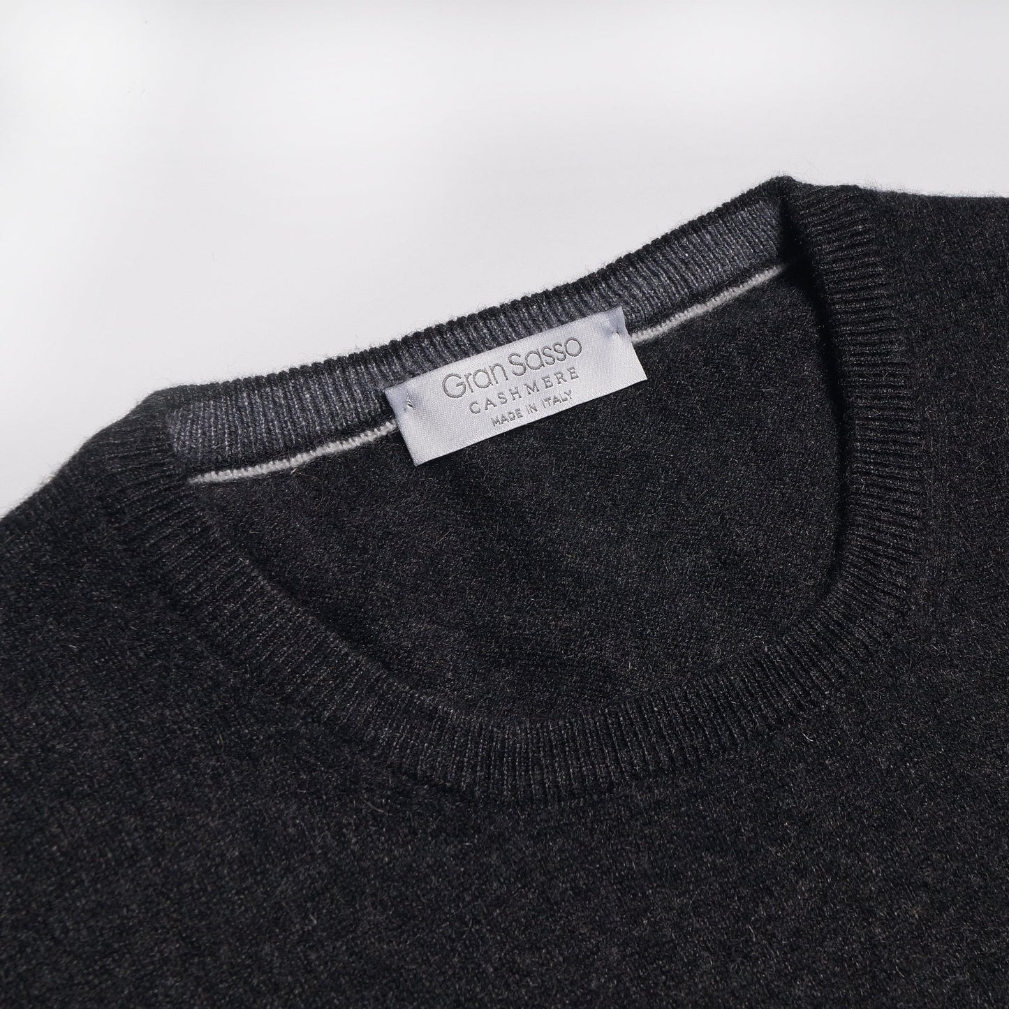 - Cashmere Crew Neck Knit Sweater - Grey