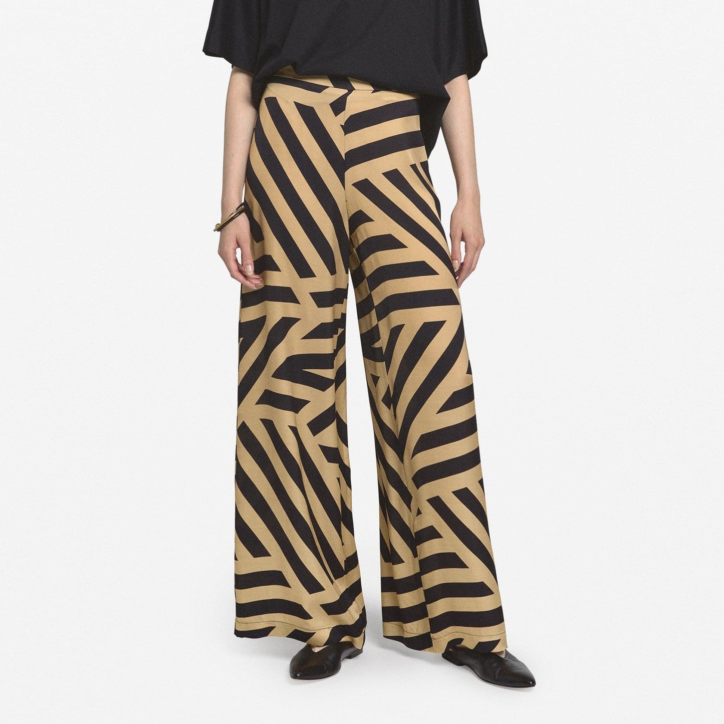 - Chevron Wide-Leg Trousers - Black