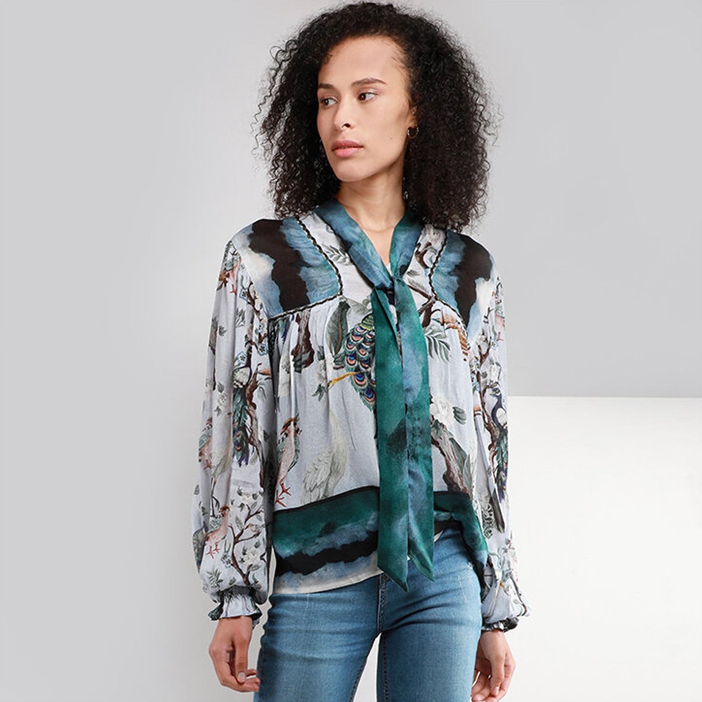 - Shery Bird Print Top - Blue/Multi