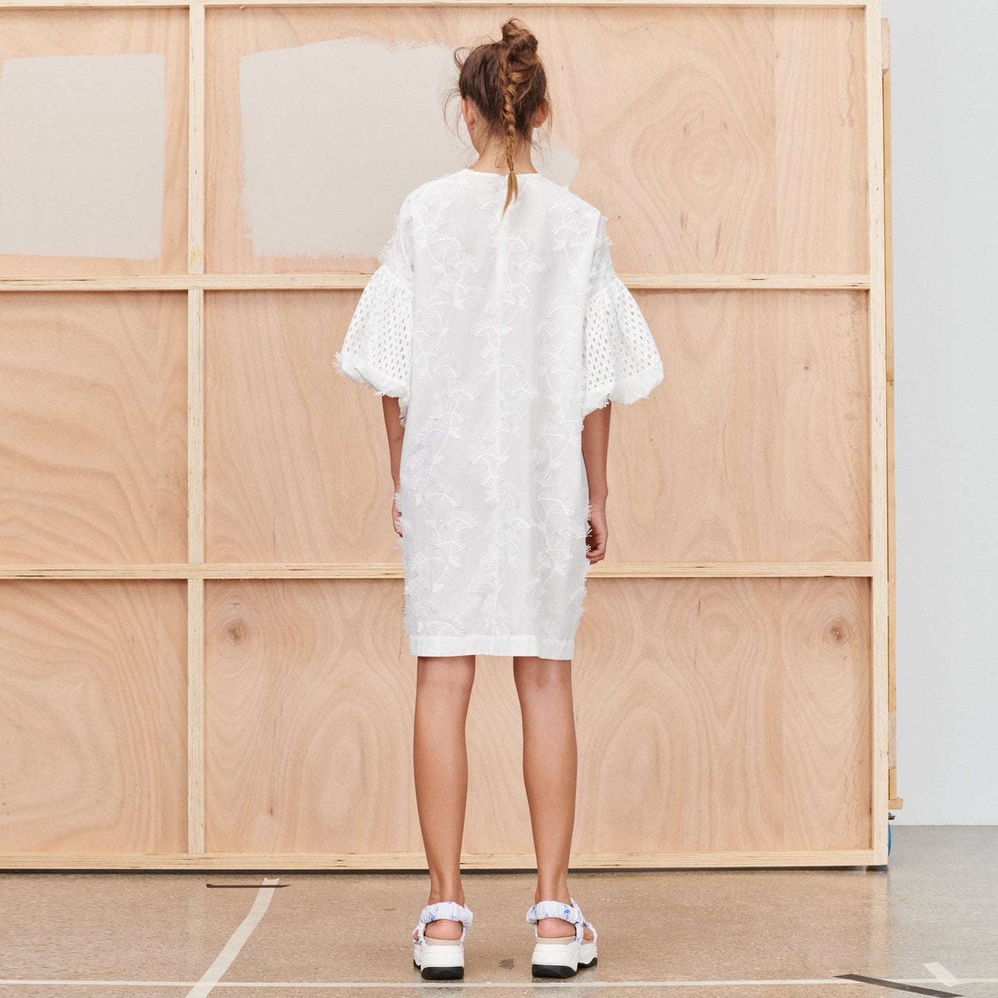 - Thunder - Embroidered Dress - White