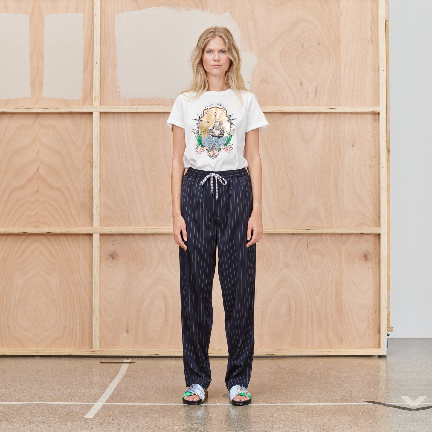 - Trek - Graphic T-Shirt - White