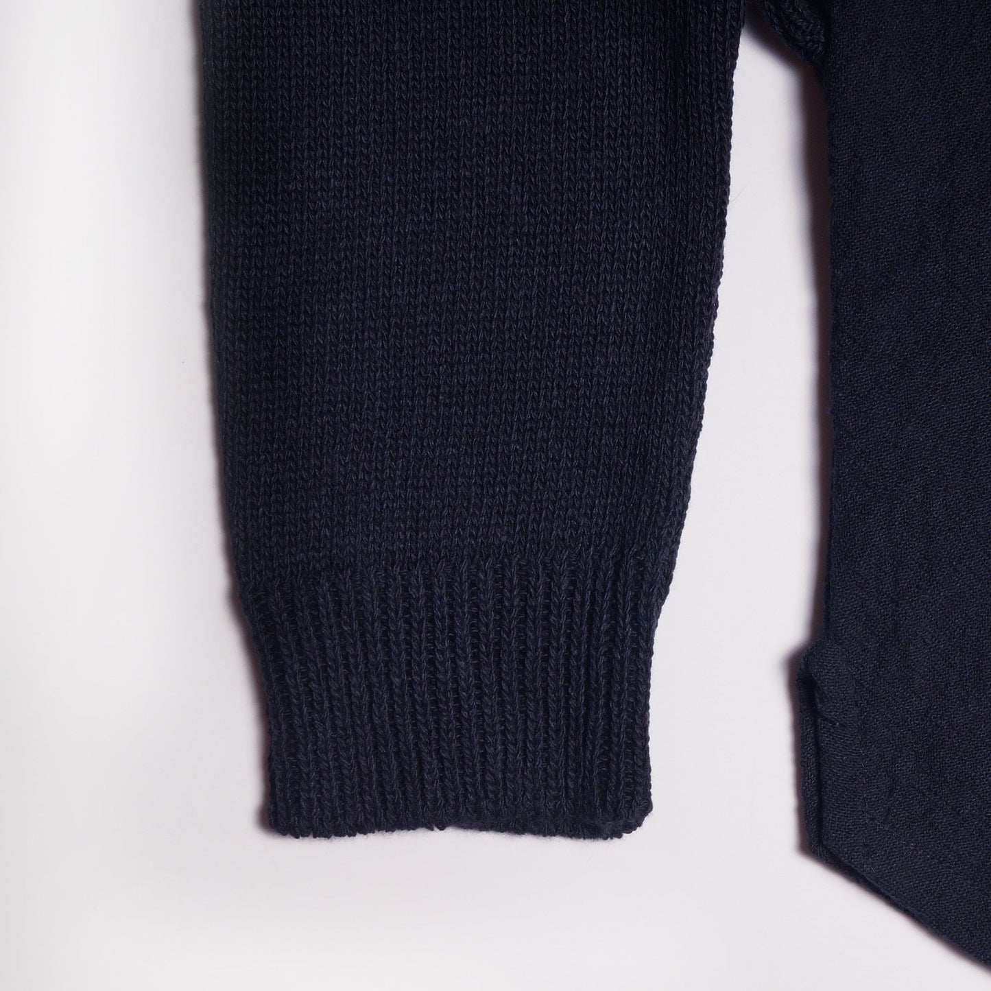 Jiao - Knitted Sleeve Pullover - Navy