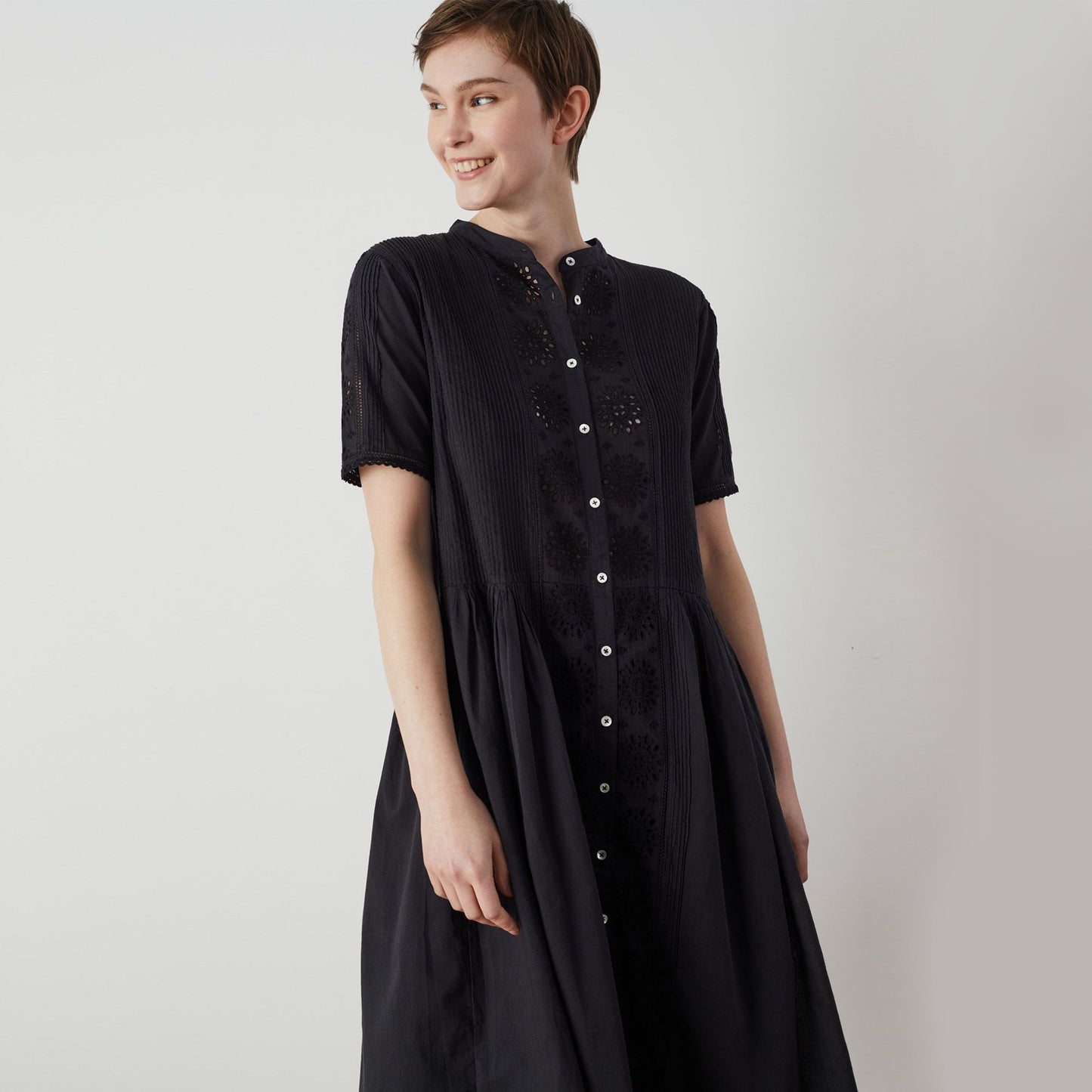 - Retour Broderie Cotton Lace Dress - Black