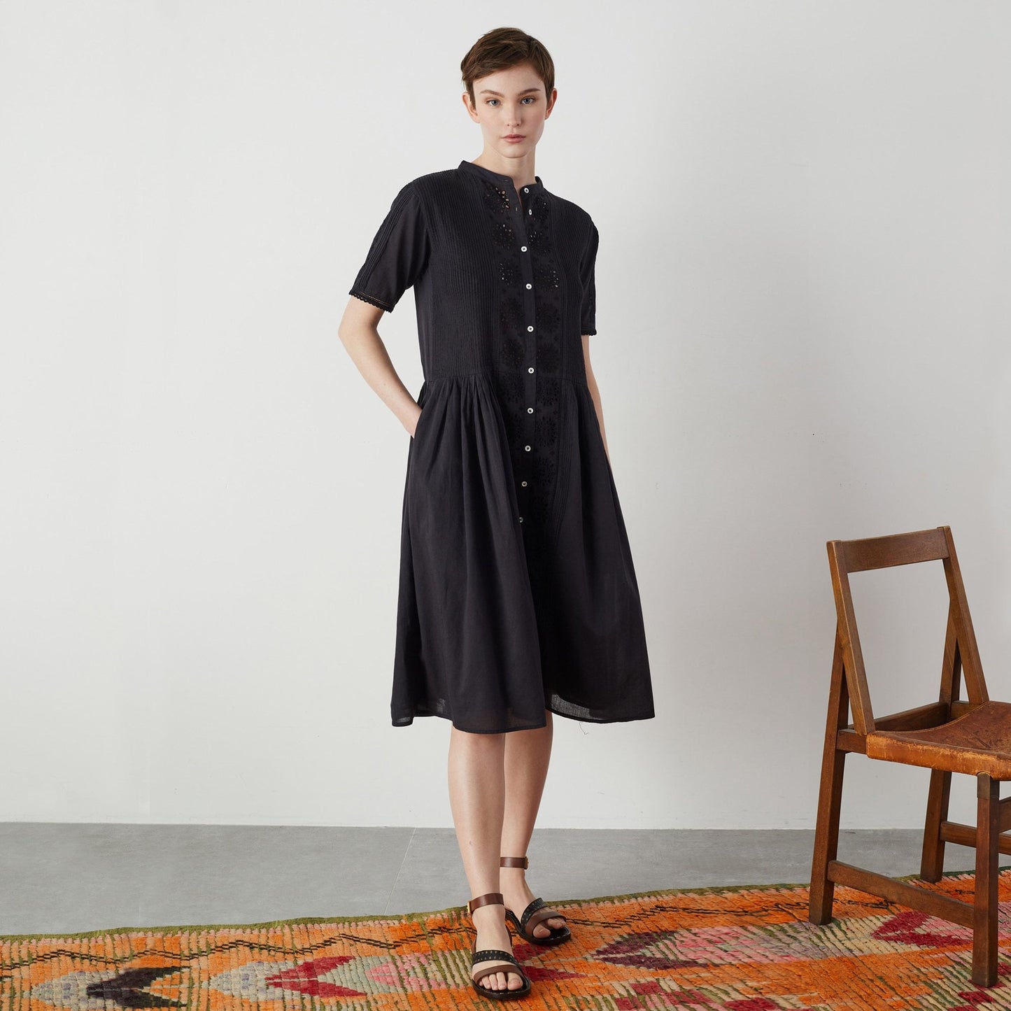 - Retour Broderie Cotton Lace Dress - Black