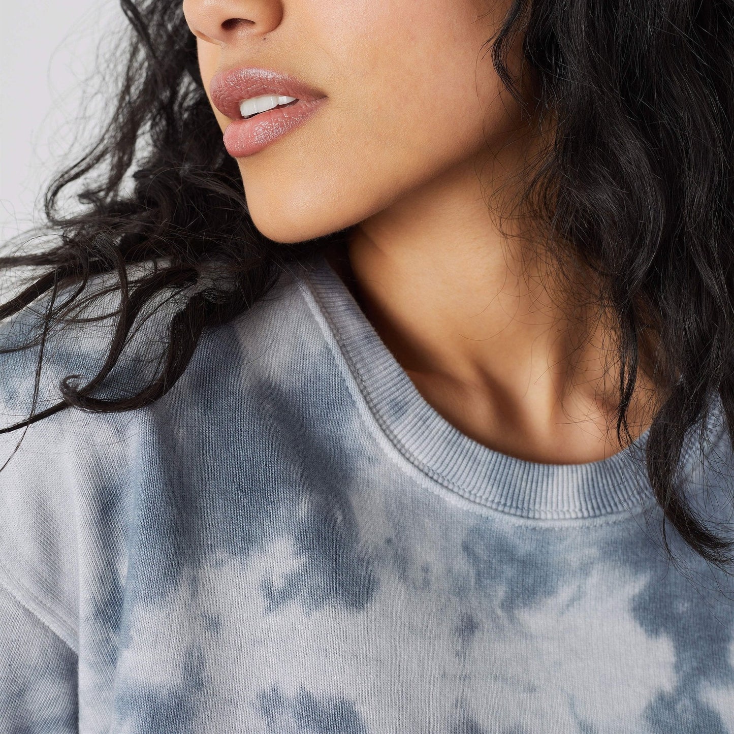 - Sortie Tie-Dye Sweatshirt - Blue