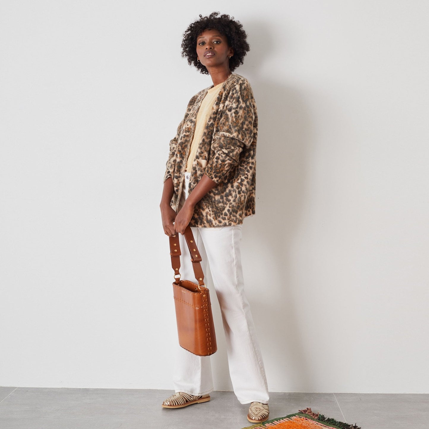Lam Felin - Leopard Print Knitted Cardigan - Beige