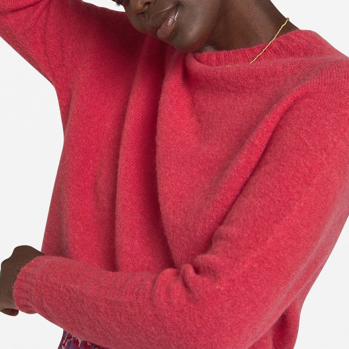 - Round Neck Sweater - Coral