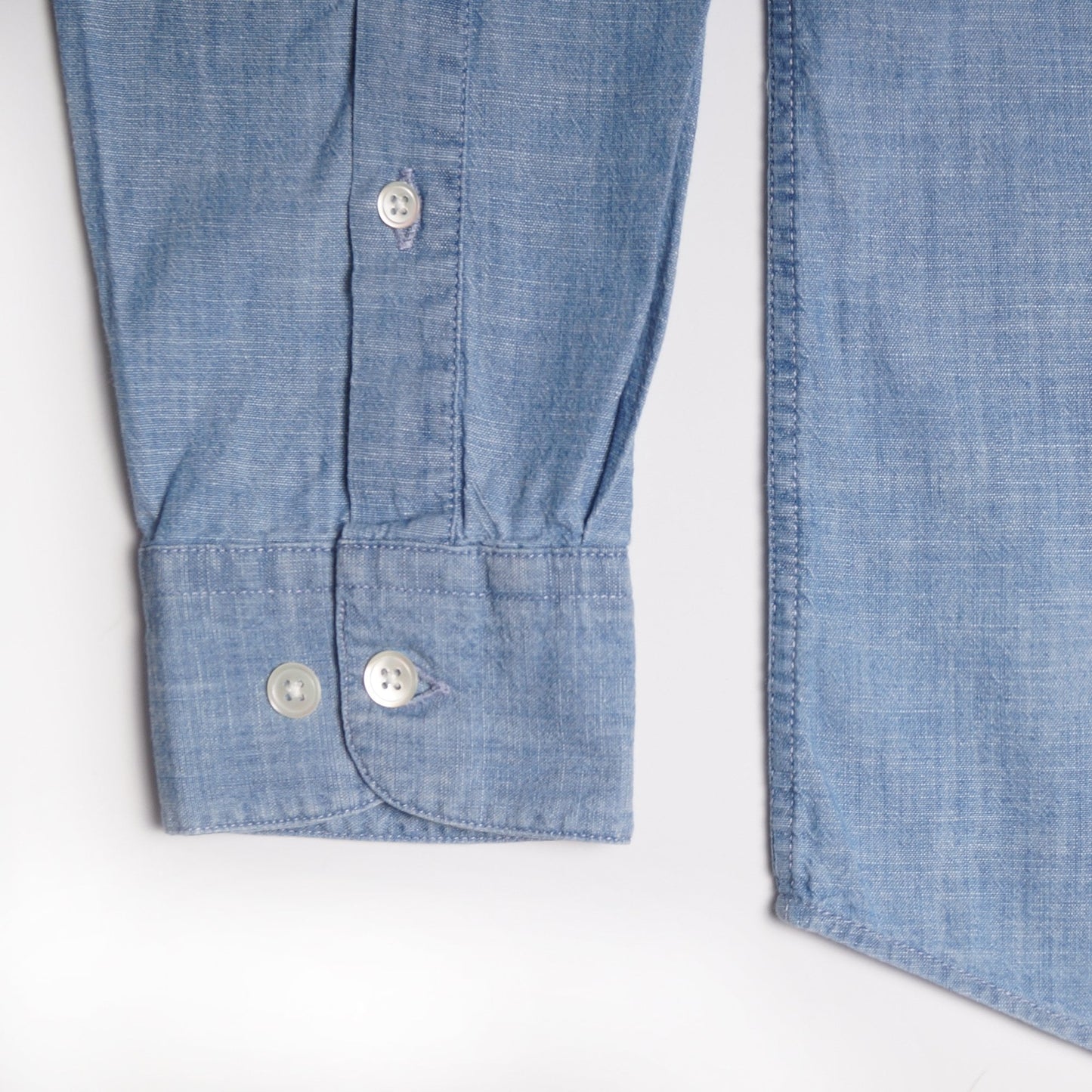 - Chambray Button-Down Shirt - Blue