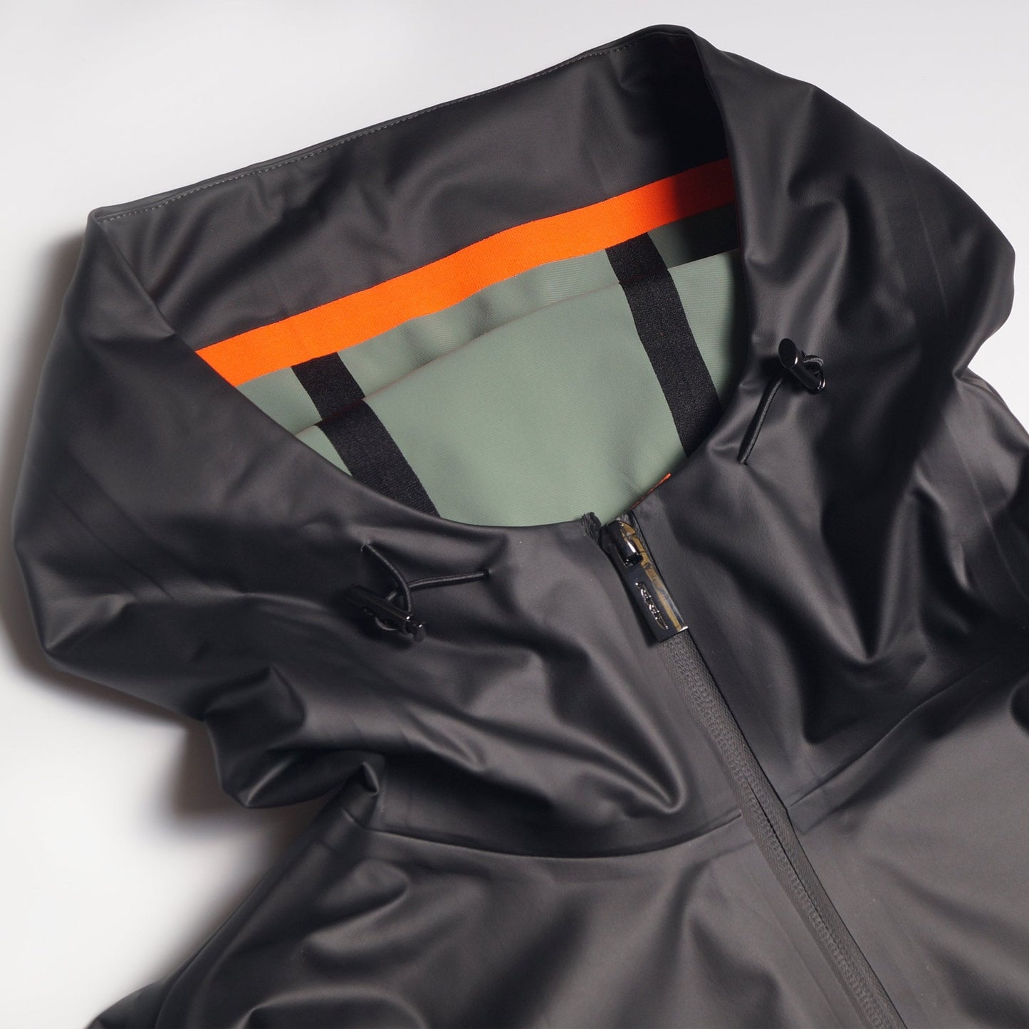 - Summer Rubber Hood Coat - Black