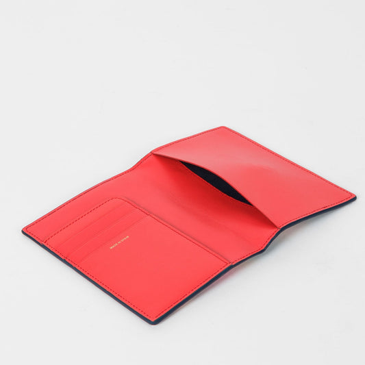 - Swirl Print Leather Passport Cover - Multi