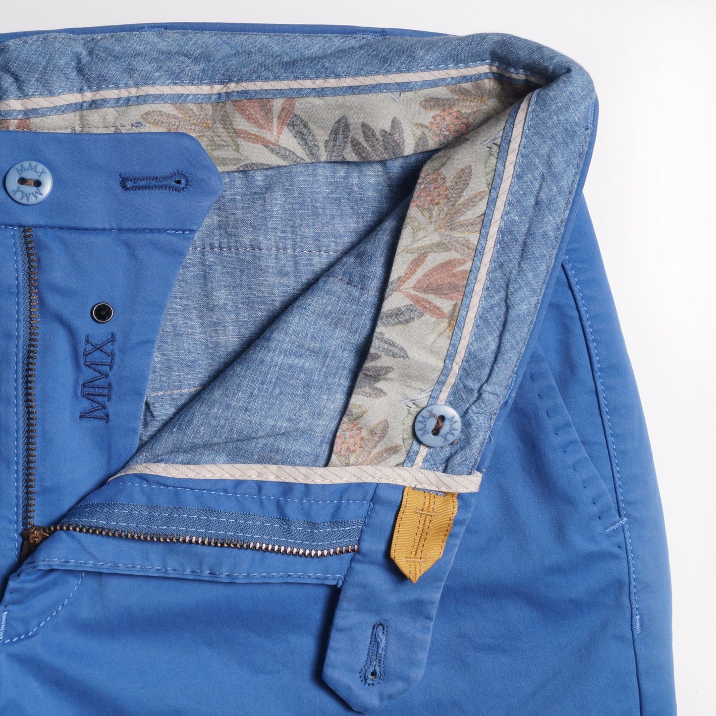 - Pegasus - Cotton Chino Shorts - Blue