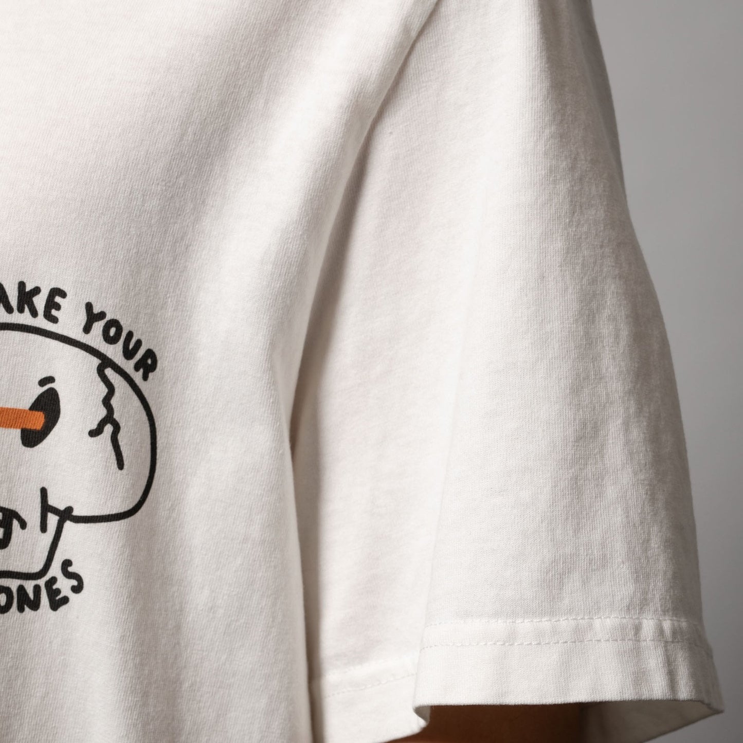 - Roy - Shake Your Bones Motif Tee - White