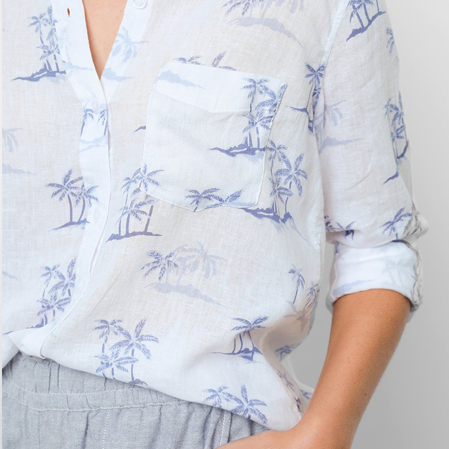 - Charli - 'Blue Hawaii' Shirt - White