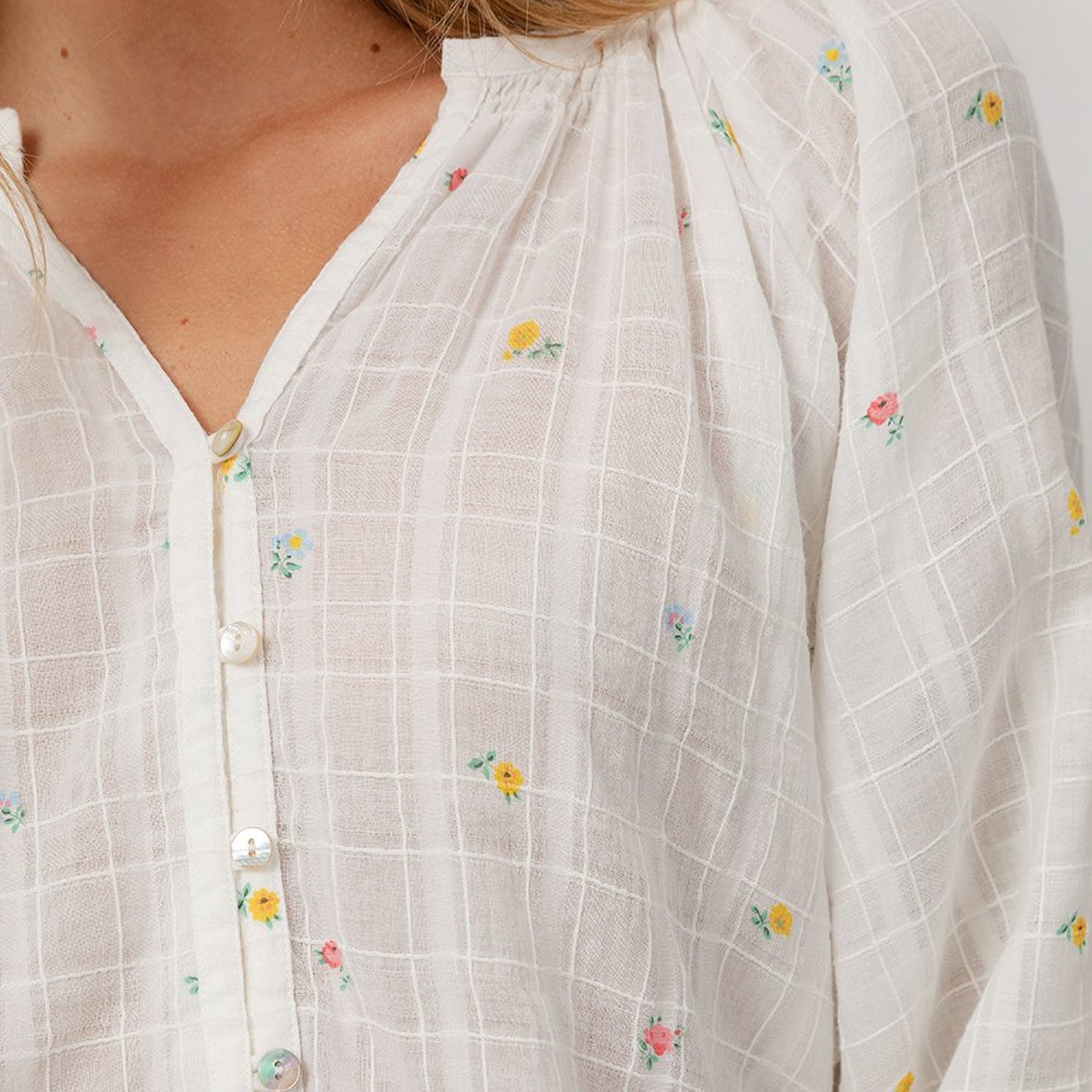 Mariah - Mini Buds Shirt - White