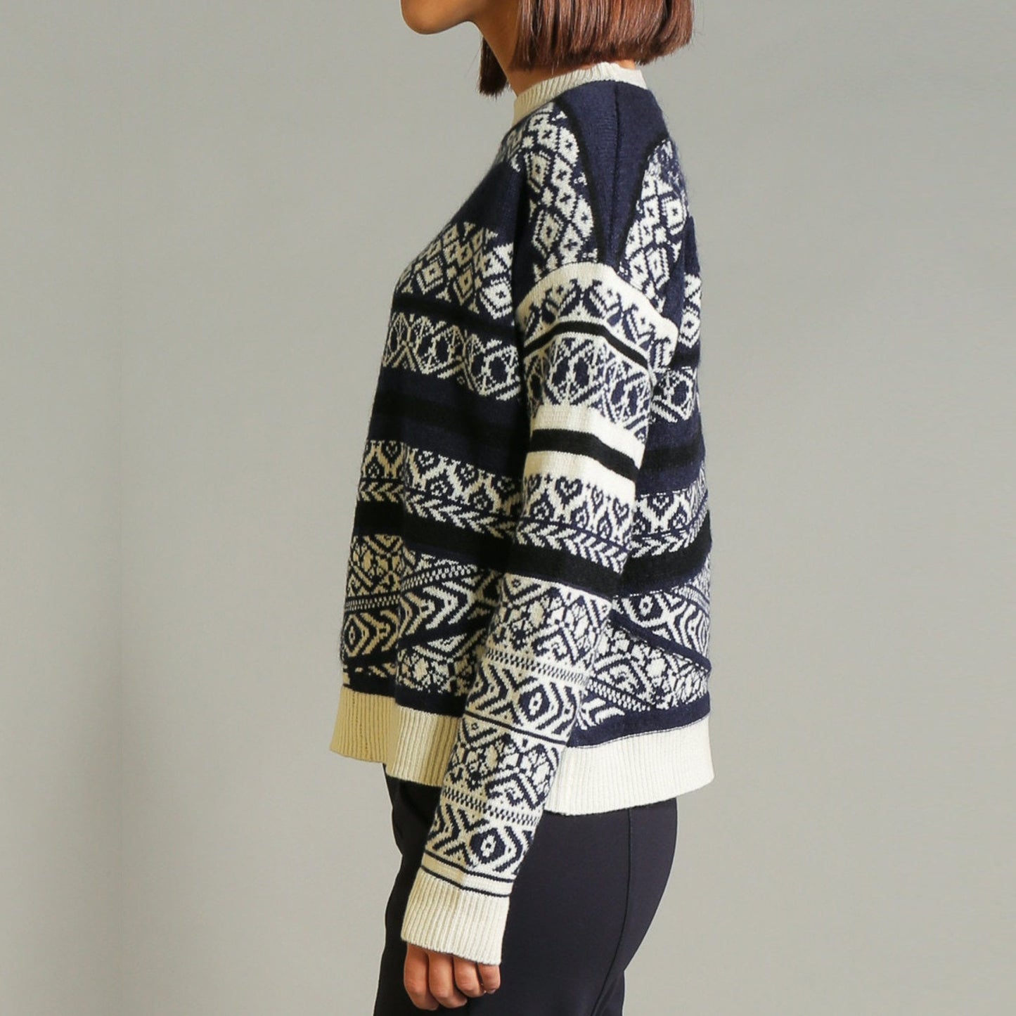 - Expertise - Fair Isle Knit Sweater - Navy/White