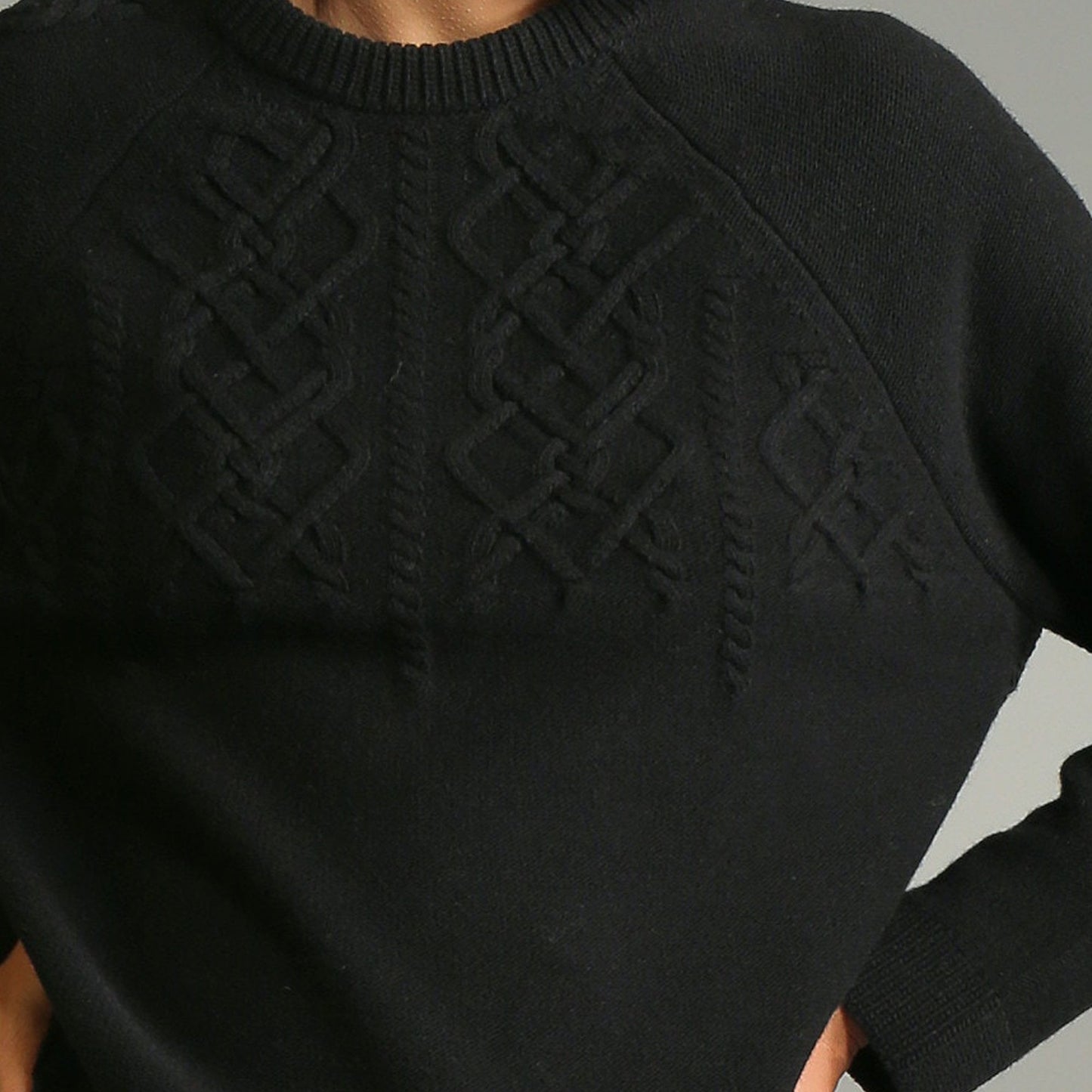 - Wind Up - Cable Knit Sweater - Black