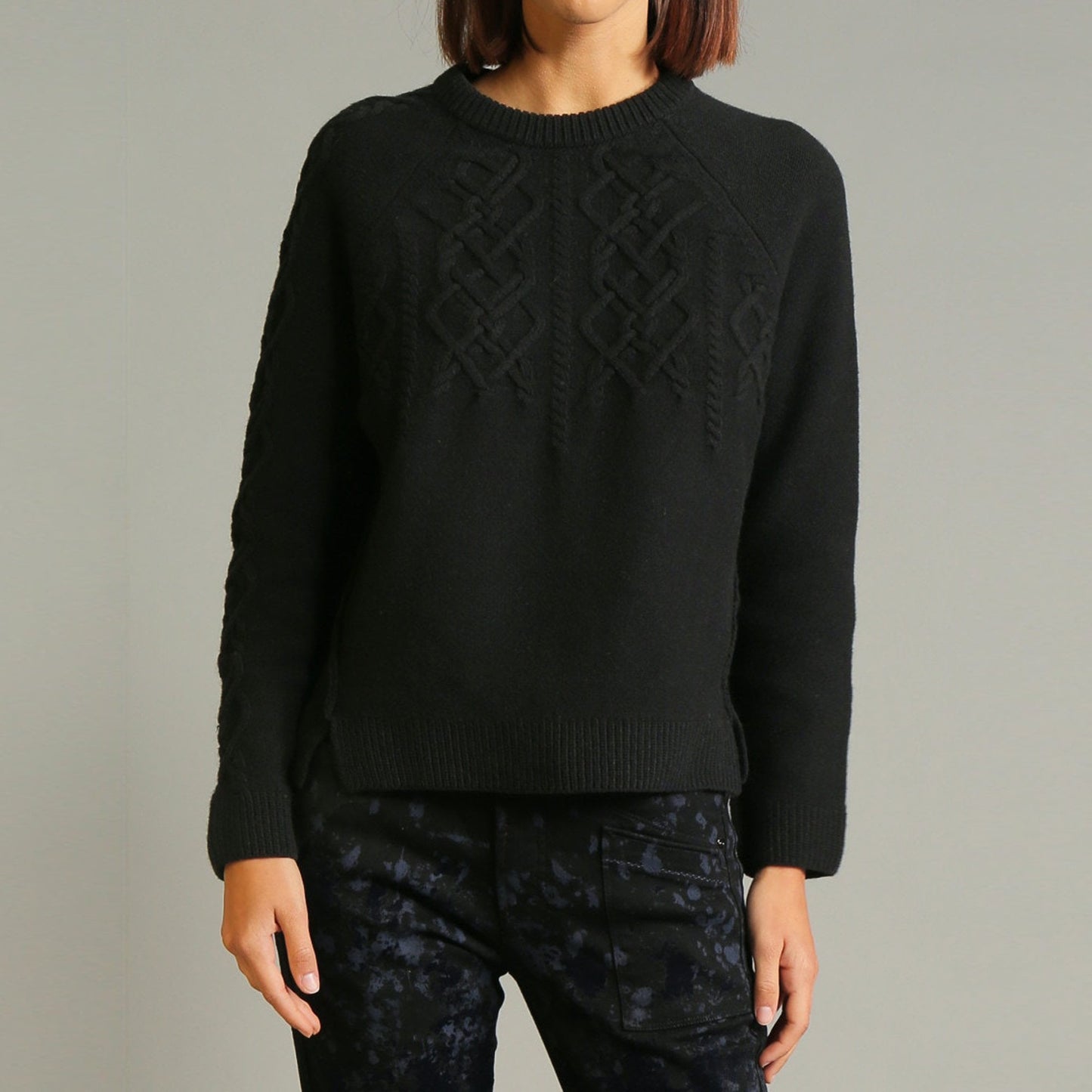 - Wind Up - Cable Knit Sweater - Black