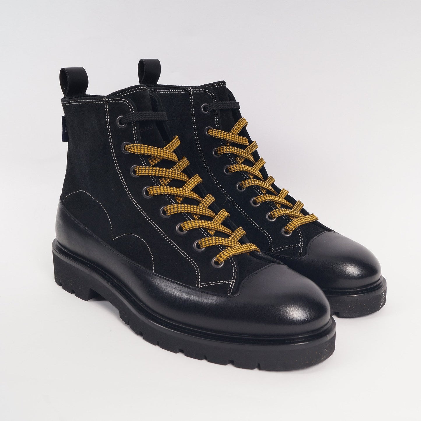 - 'Buhl' Suede Boots - Black