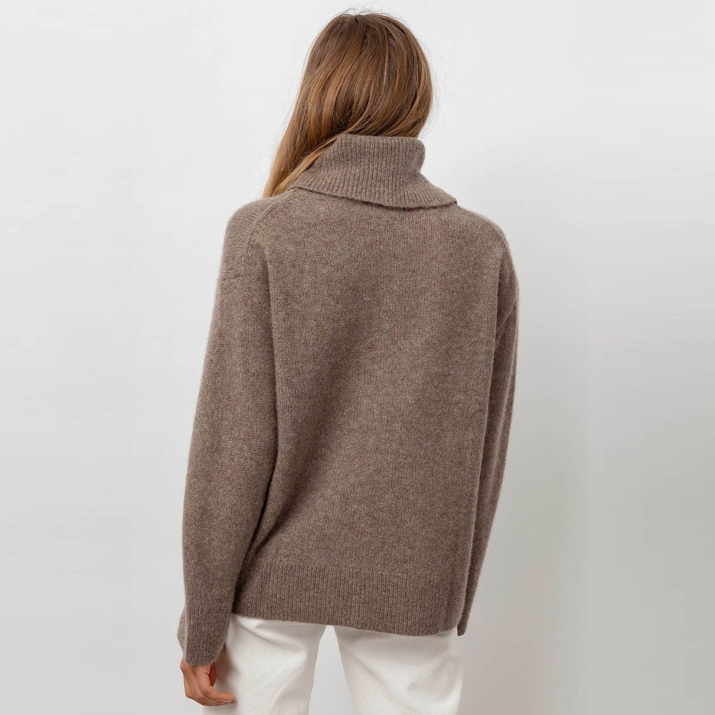 Imogen - Cashmere-Blend Turtleneck Sweater - Brown