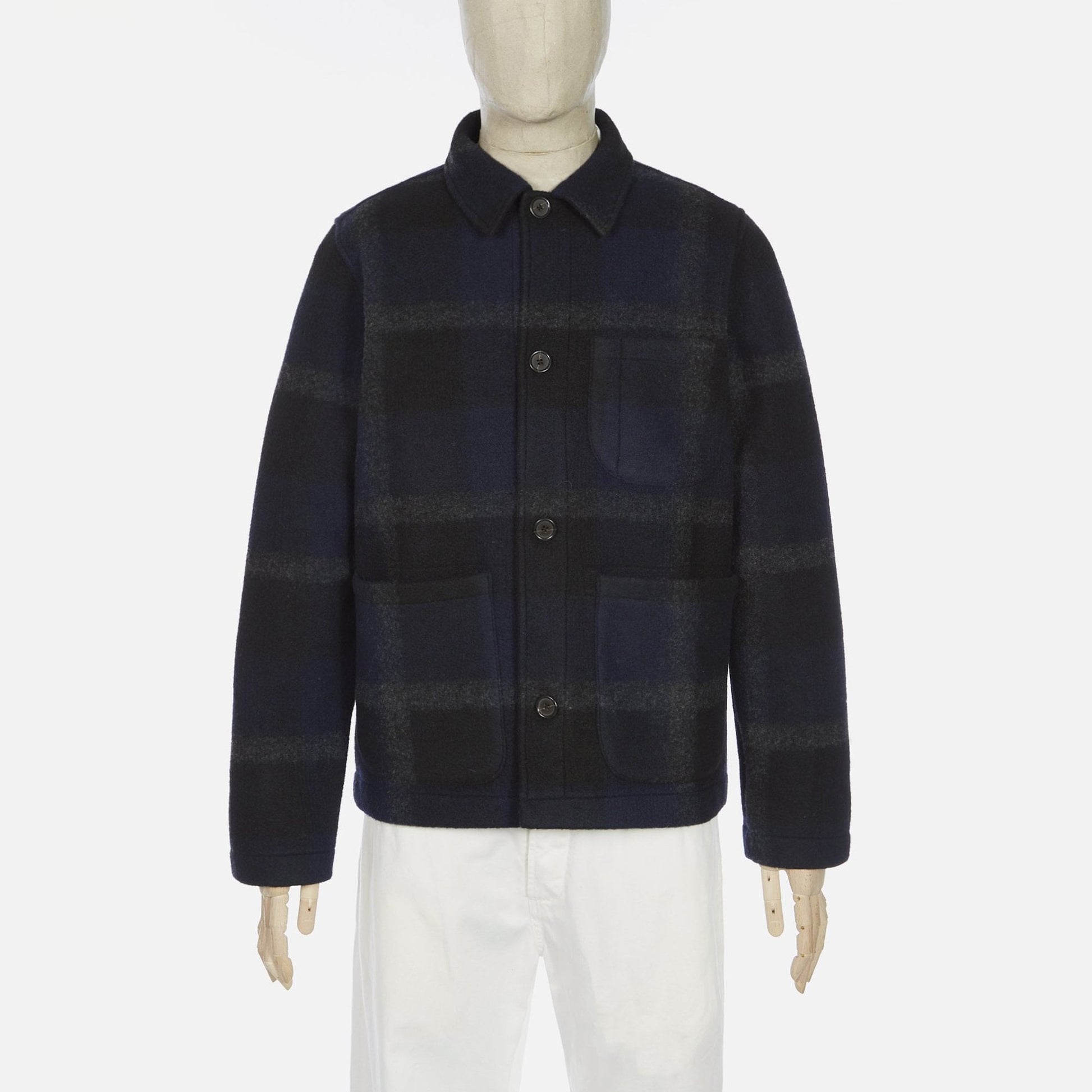 Universal Large Plaid Fleece Jacket - Black/Grey