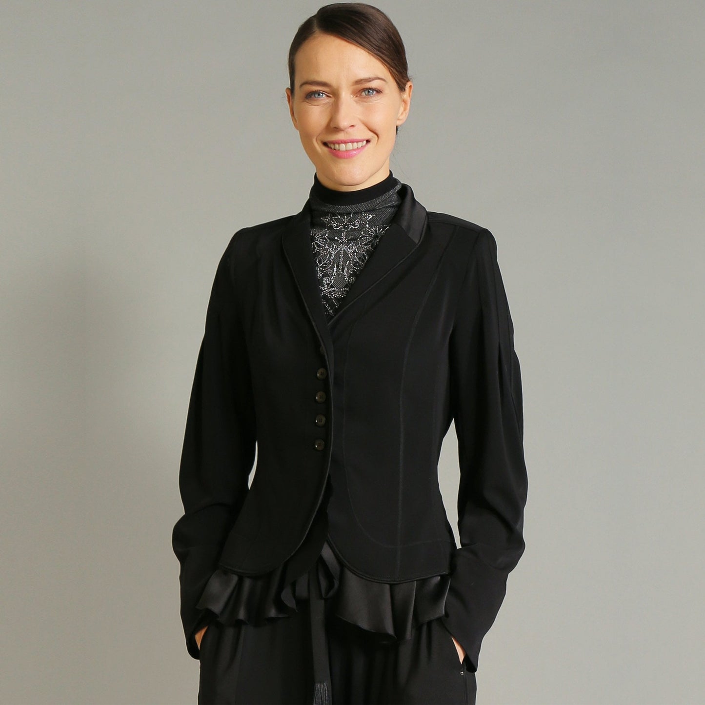 - Gesture - Shawl Collar Jacket in Crêpe and Satin - Black