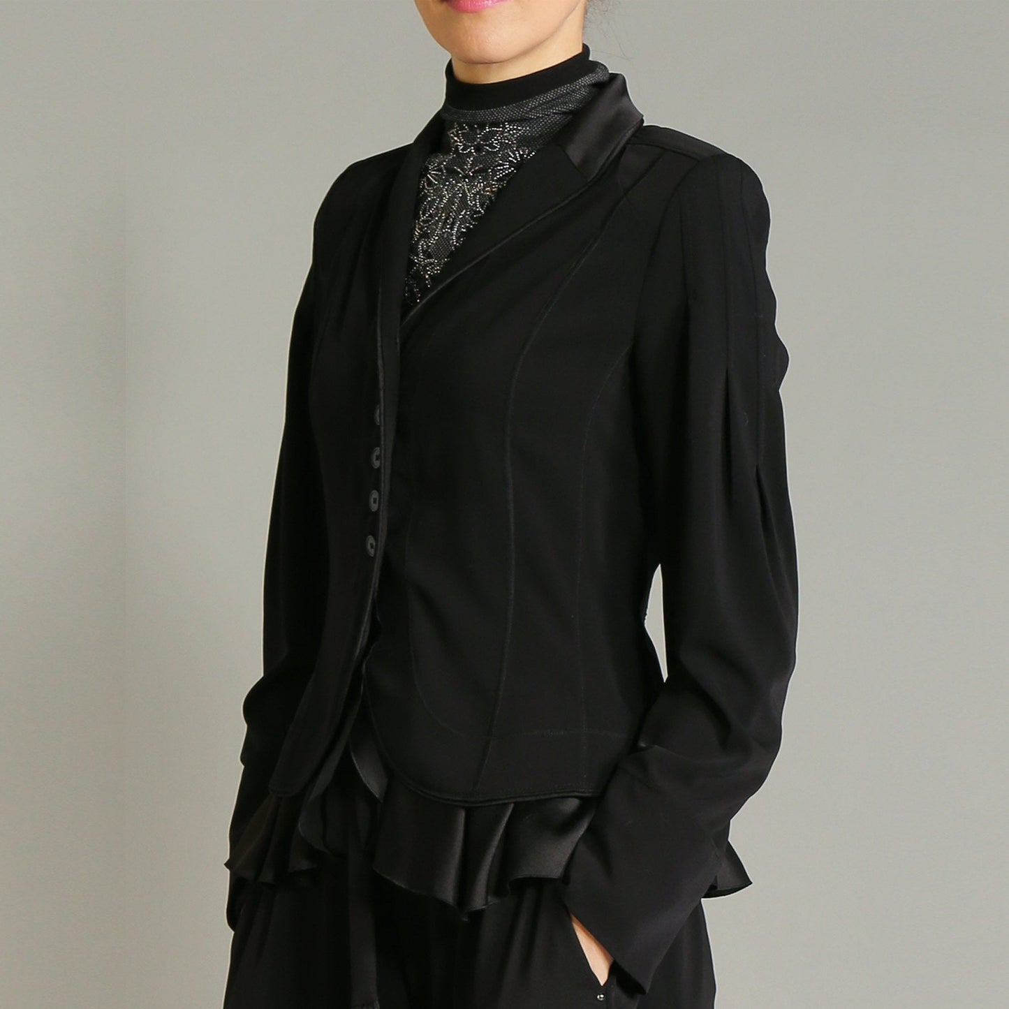- Gesture - Shawl Collar Jacket in Crêpe and Satin - Black