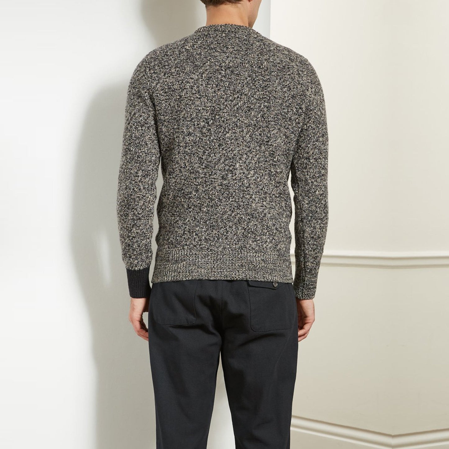 - Blenheim - Wool Knitted Jumper - Black/Beige