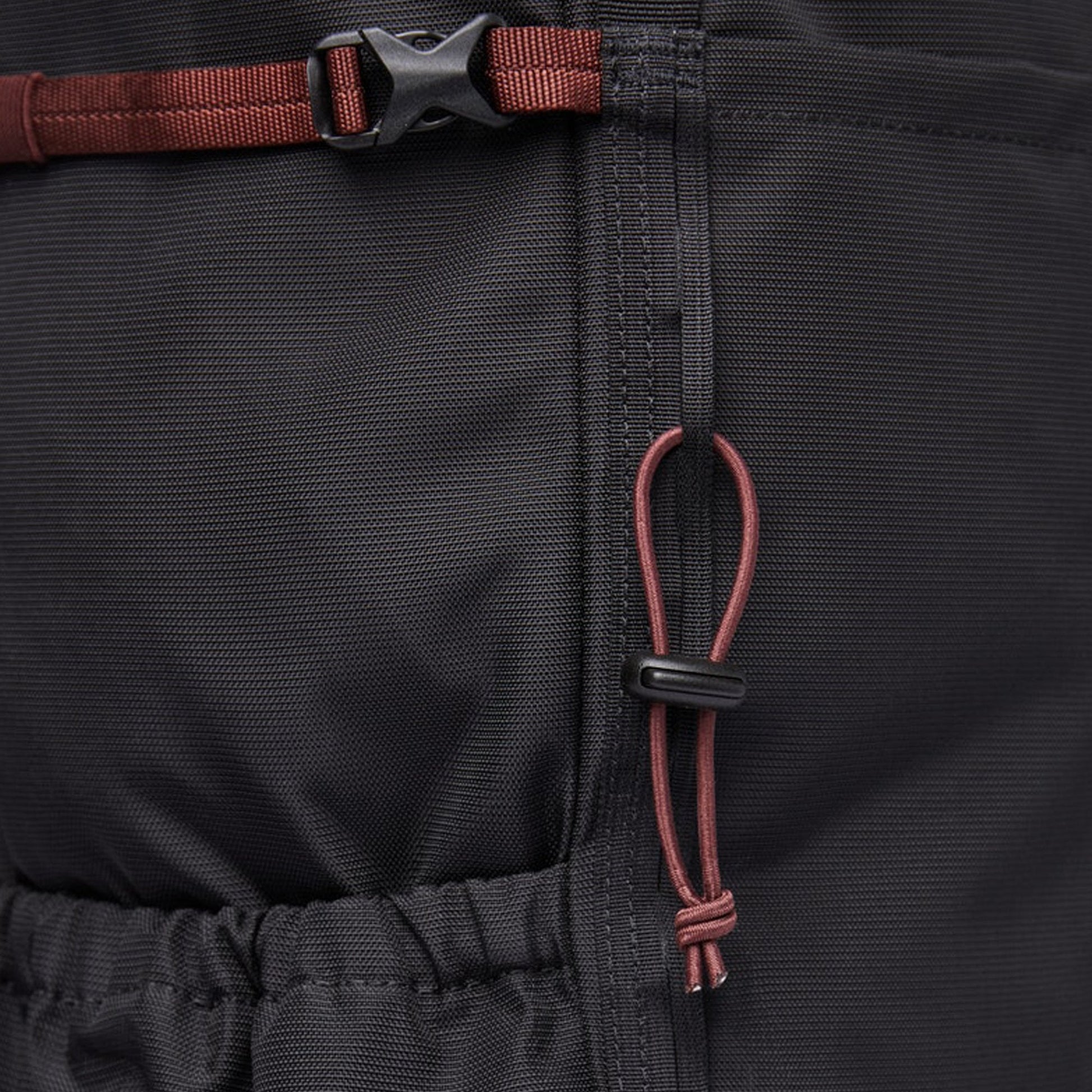 Sandqvist Mountain Hike Backpack - Black