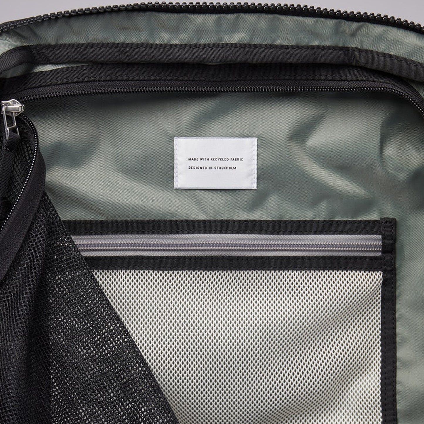 Jonas - Zipper Backpack - Black