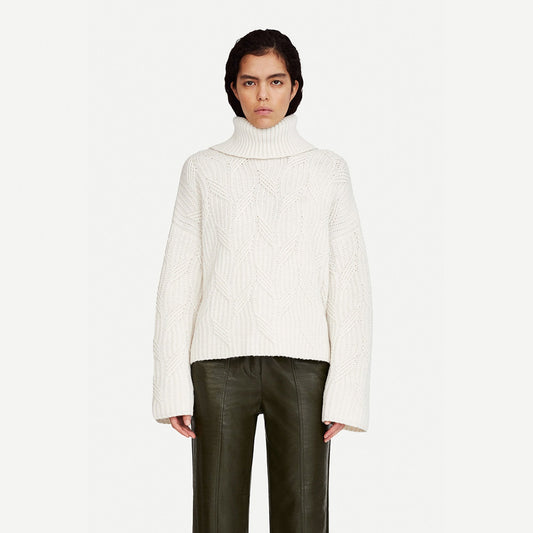 - Wool Turtleneck Pullover - White