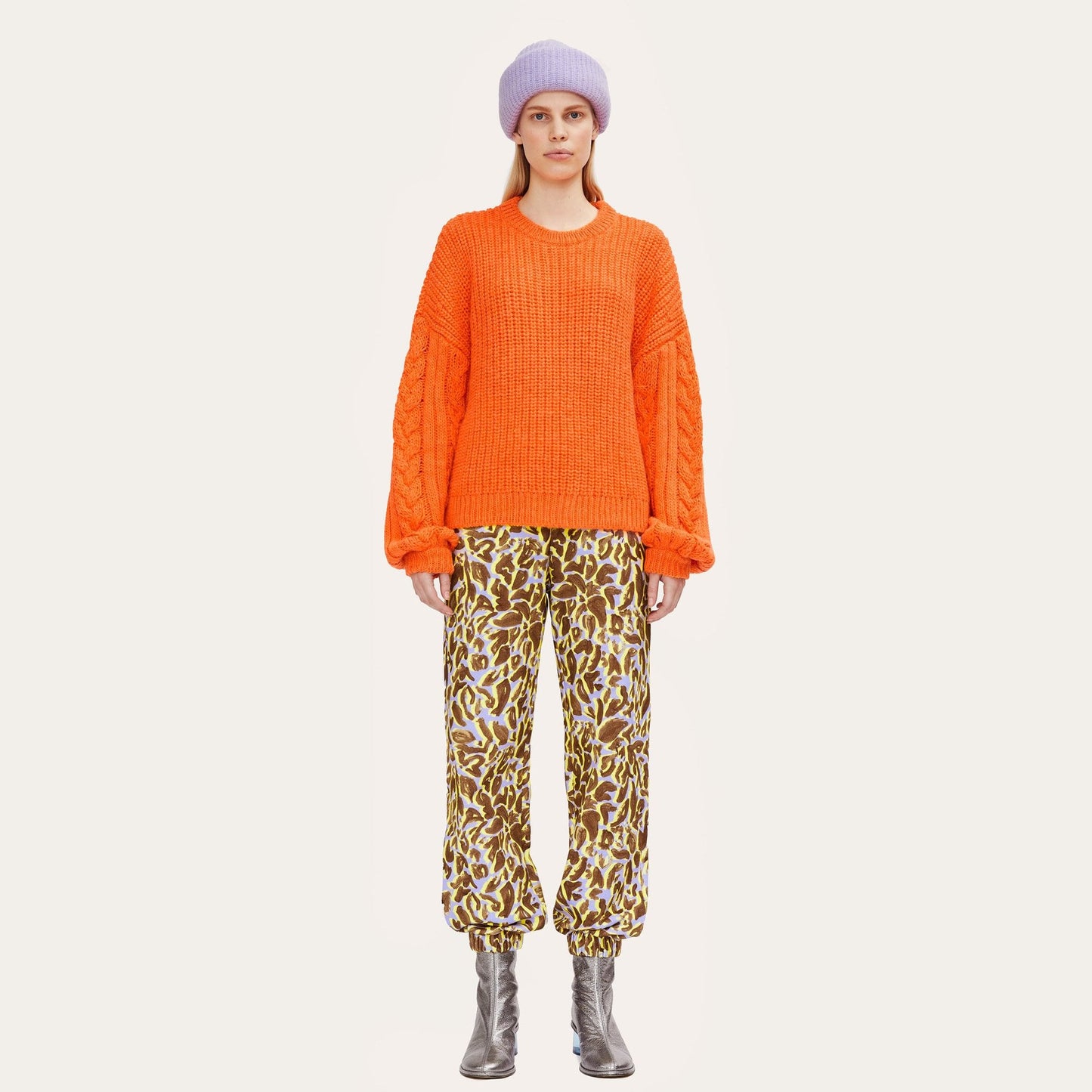 - Scharla - Chunky Knit Sweater - Orange