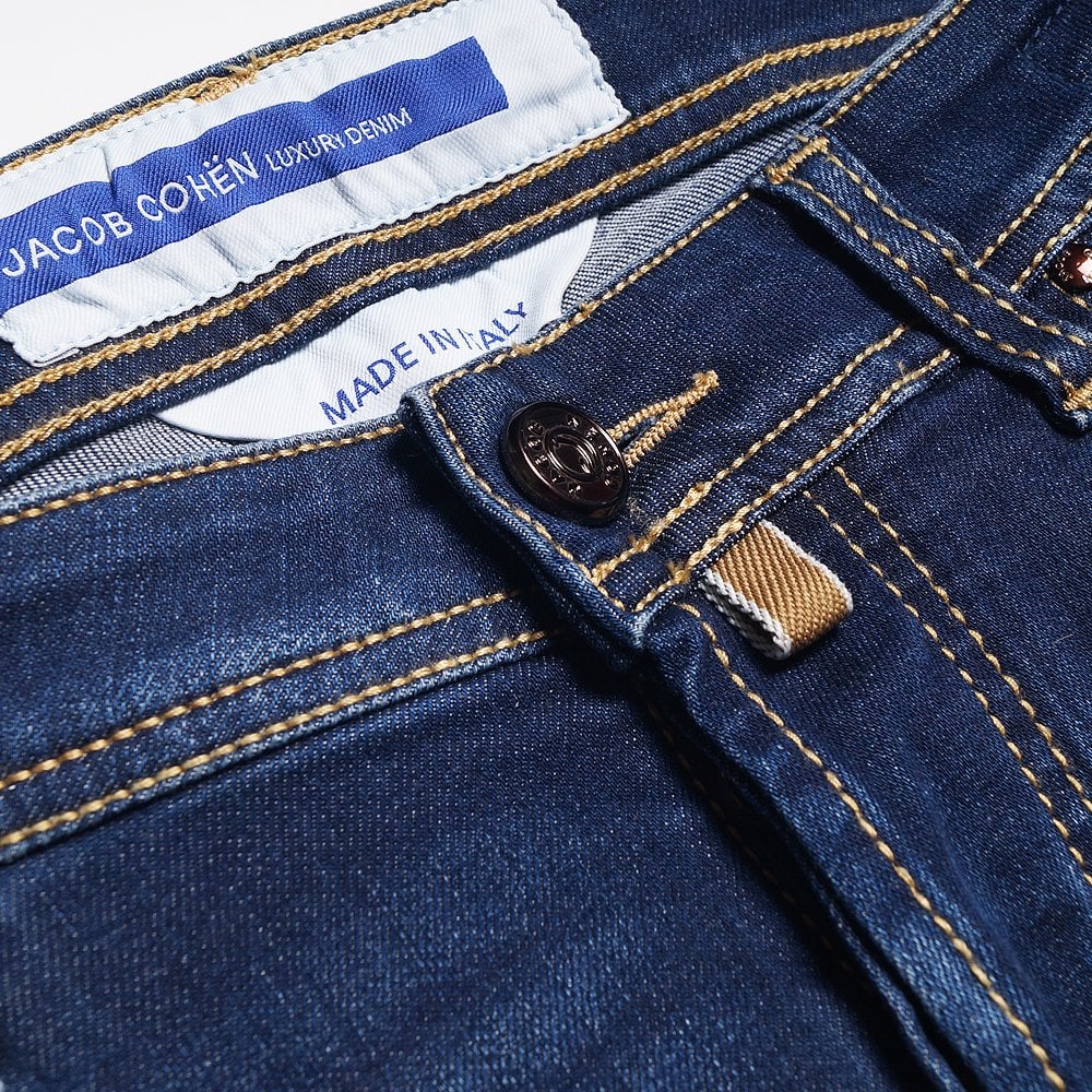 - Bard Slim Fit Jeans - Light Wash Blue