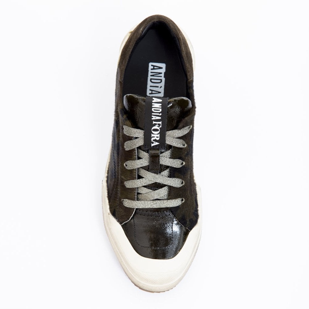 - Walu - Camo Sneaker - Khaki