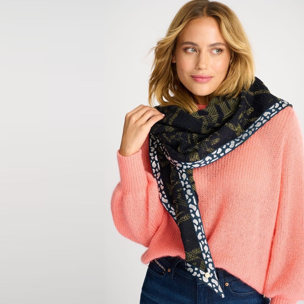 Pom Geometric Print Shawl - Green