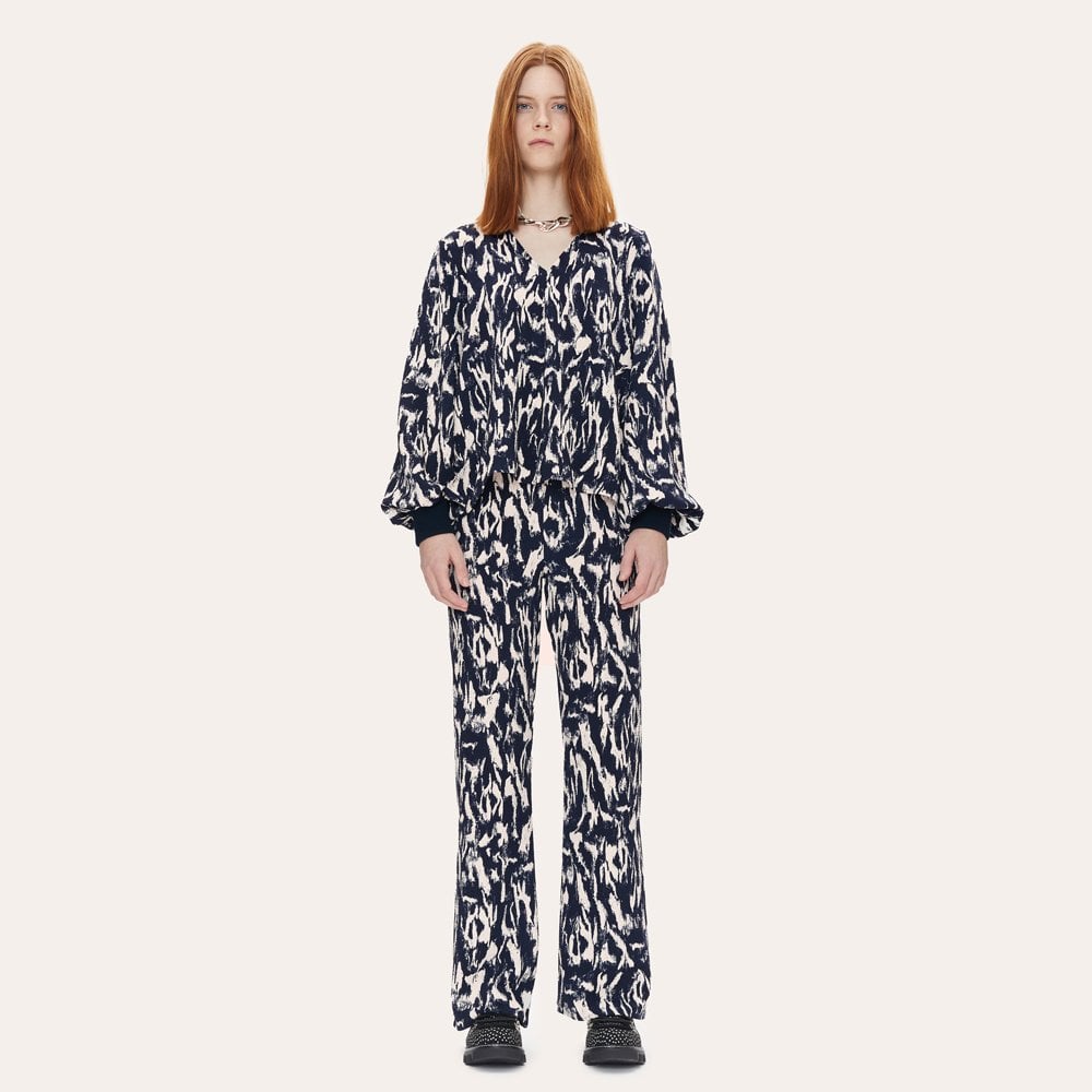 - Cyrene - Abstract Print Blouse - Navy/White